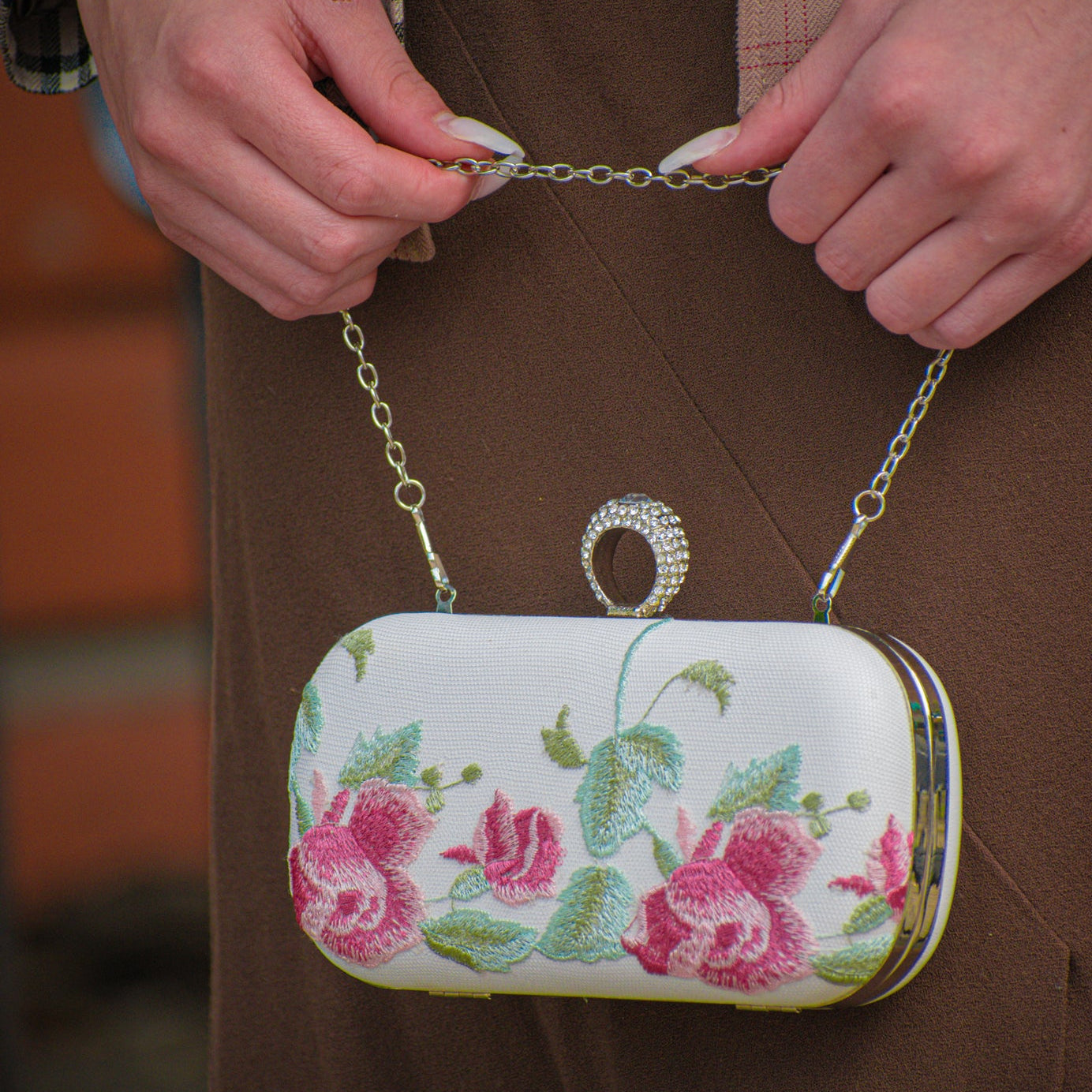 Floral Embroidered Evening Clutch with Detachable Metal Shoulder Strap
