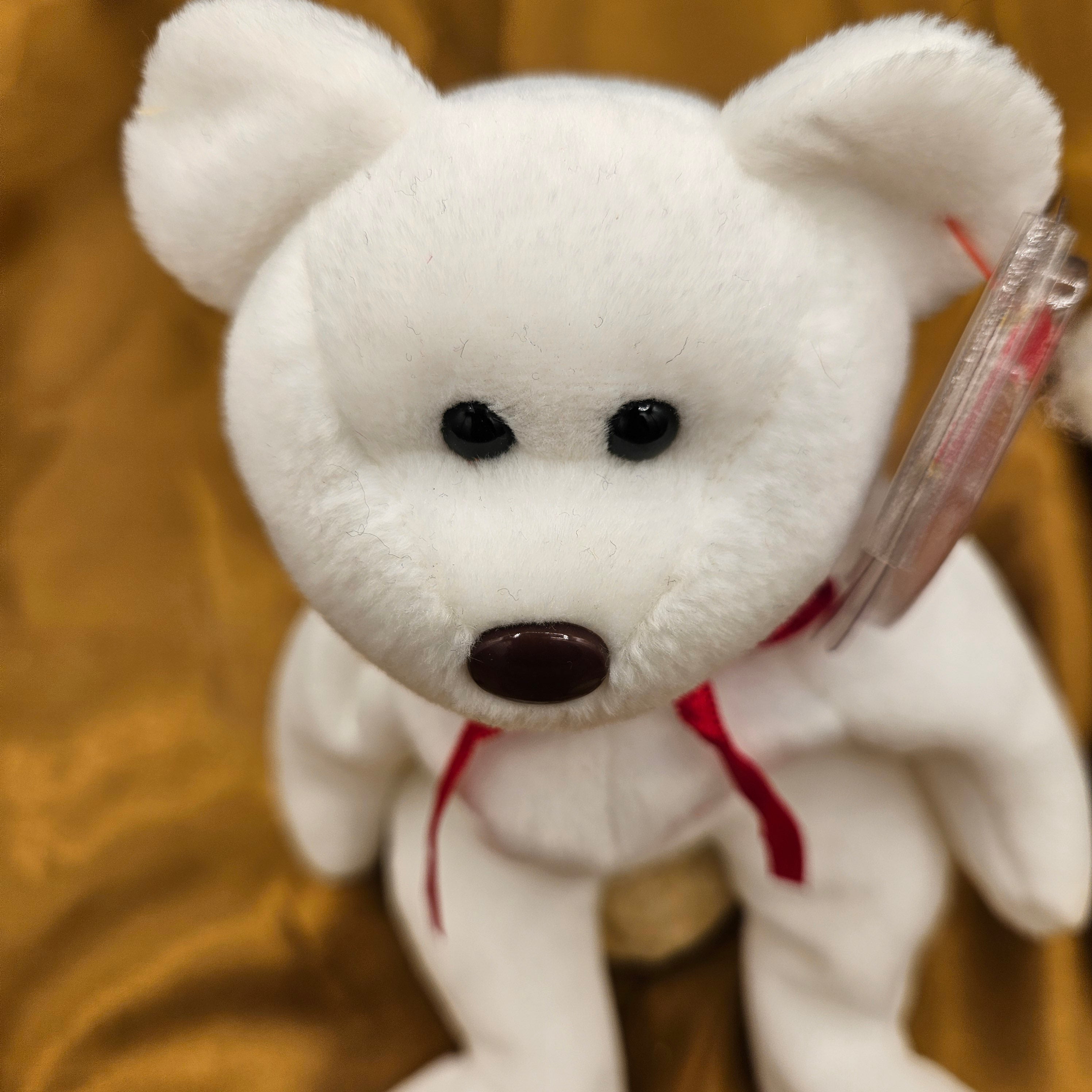Ty Beanie Babies "Valentino the Bear"