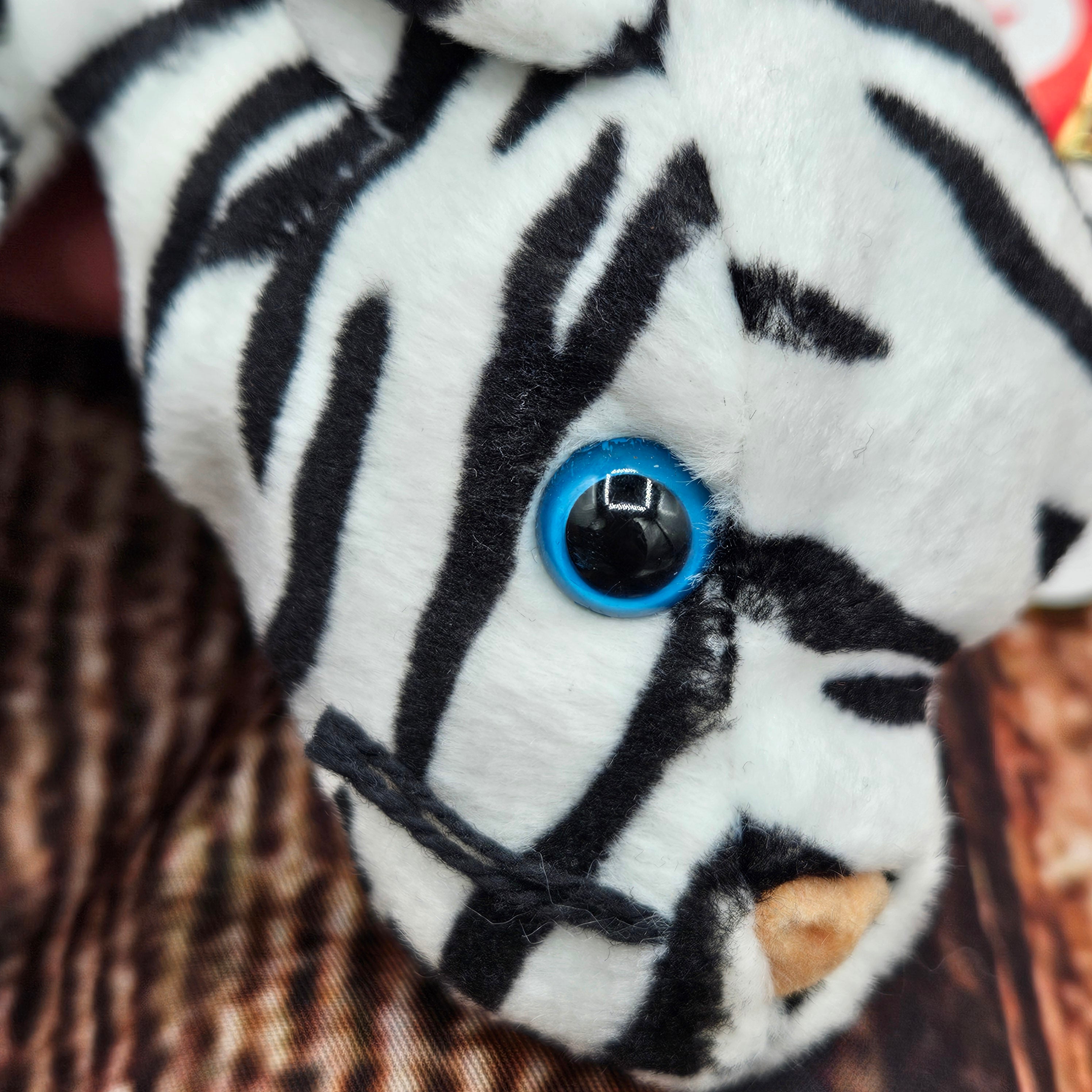 Ty Beanie Babies "Blizzard the White Tiger"