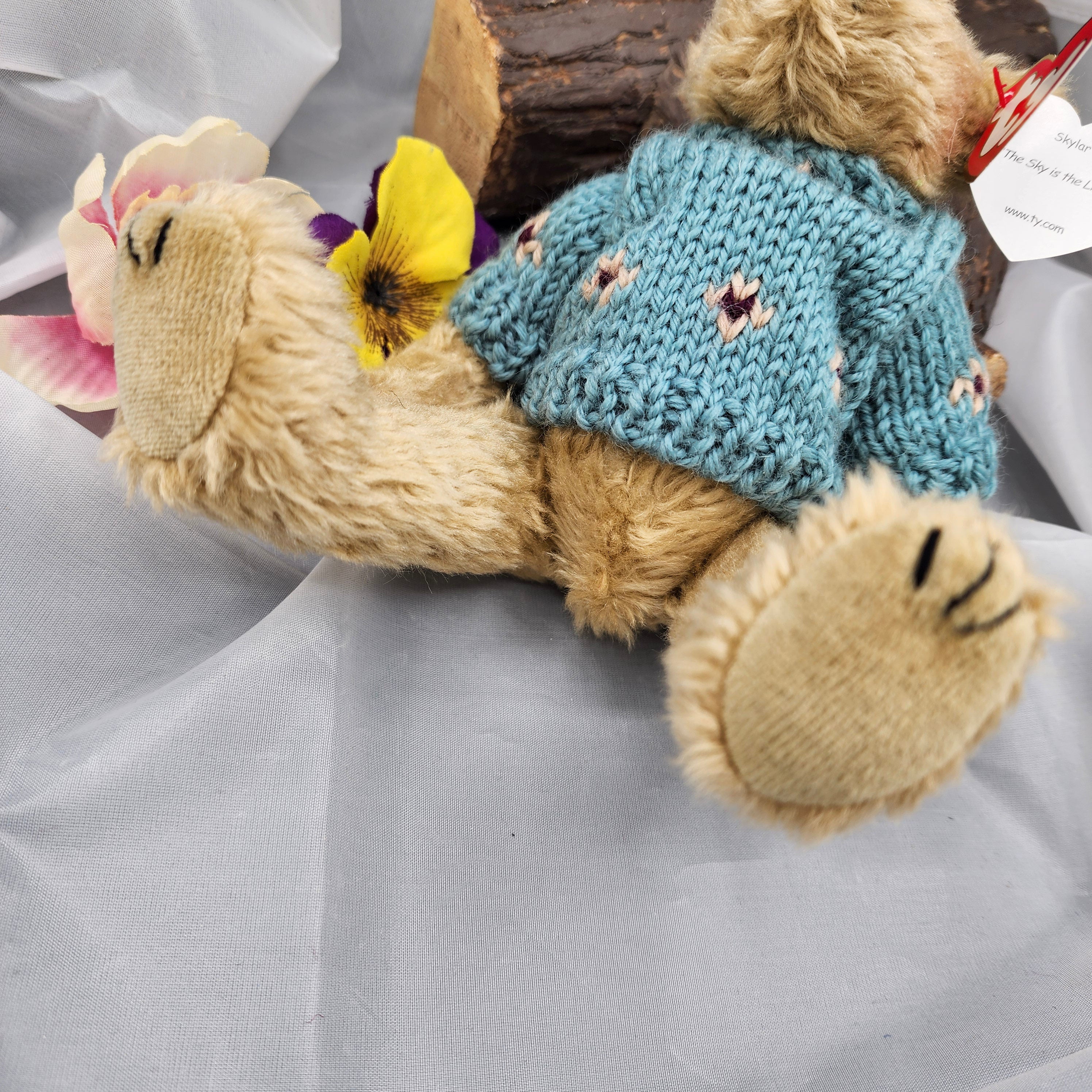 Ty Beanie Babies "Skylar the Bear"