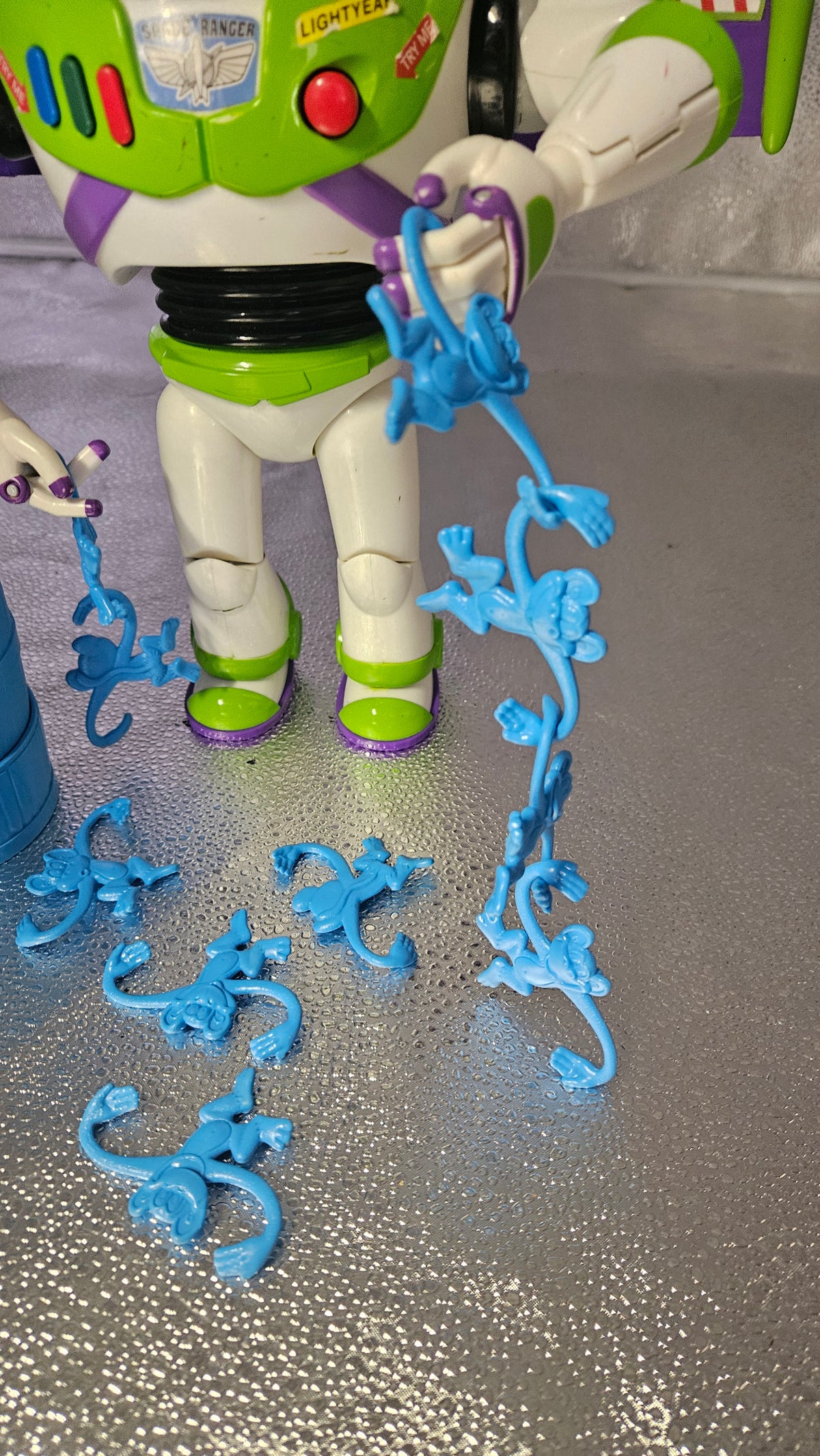 Disney Pixar Toy Story Buzz Lightyear 12" Talking Action Figure w/ 2012 Barrel of Monkeys