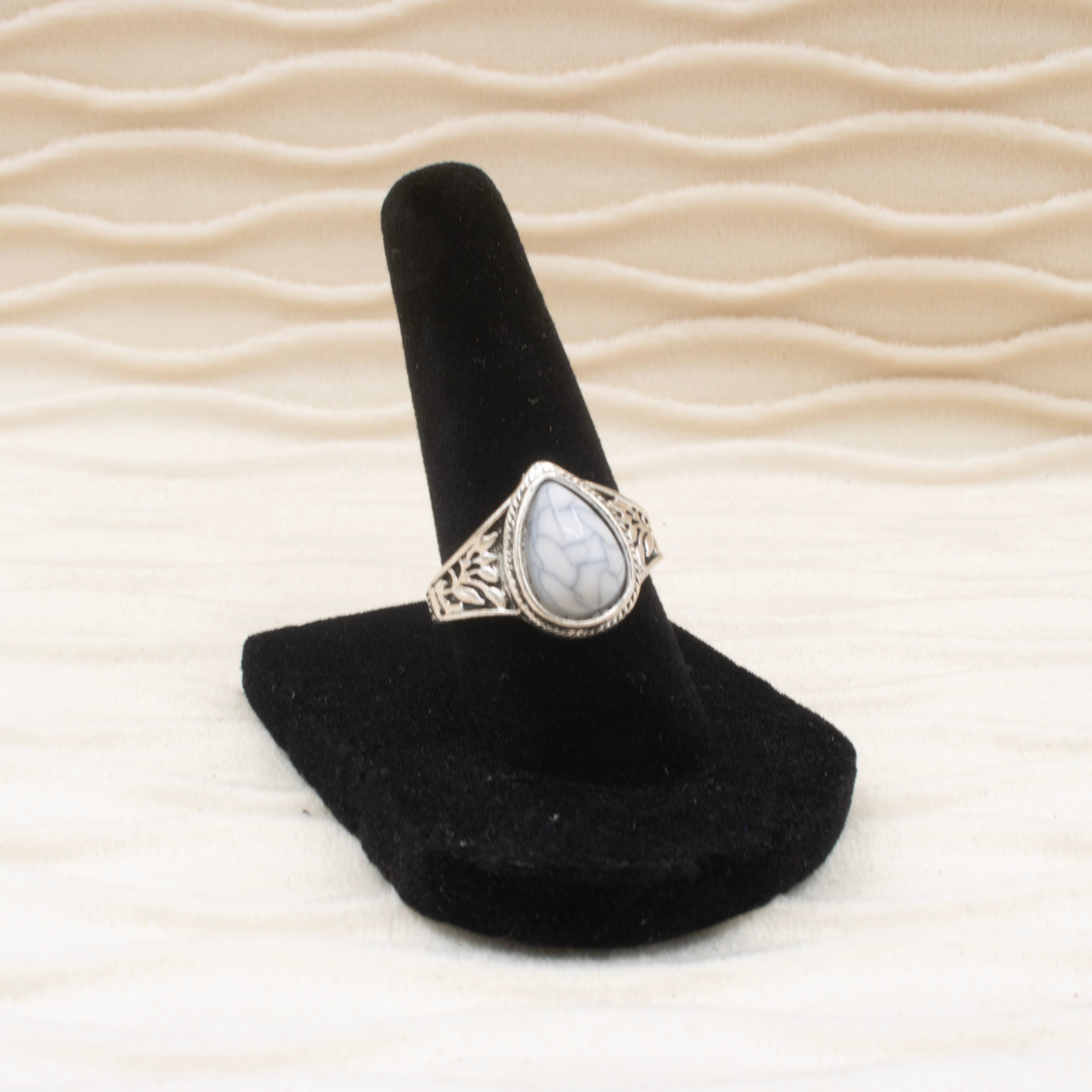 Silver Tone Howlite Ring Size 7.5