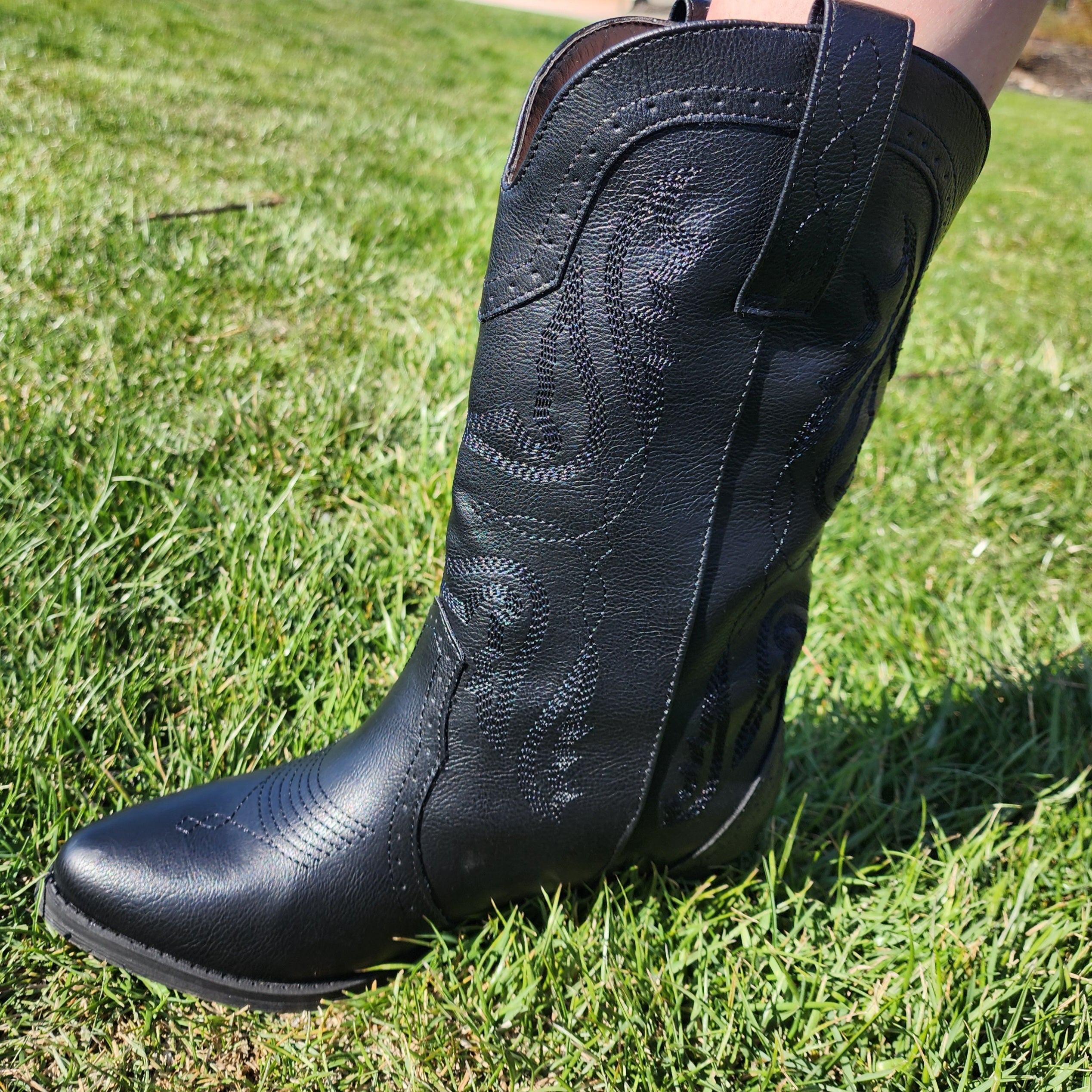 True Crafty Tammy Midwestern Black Boots