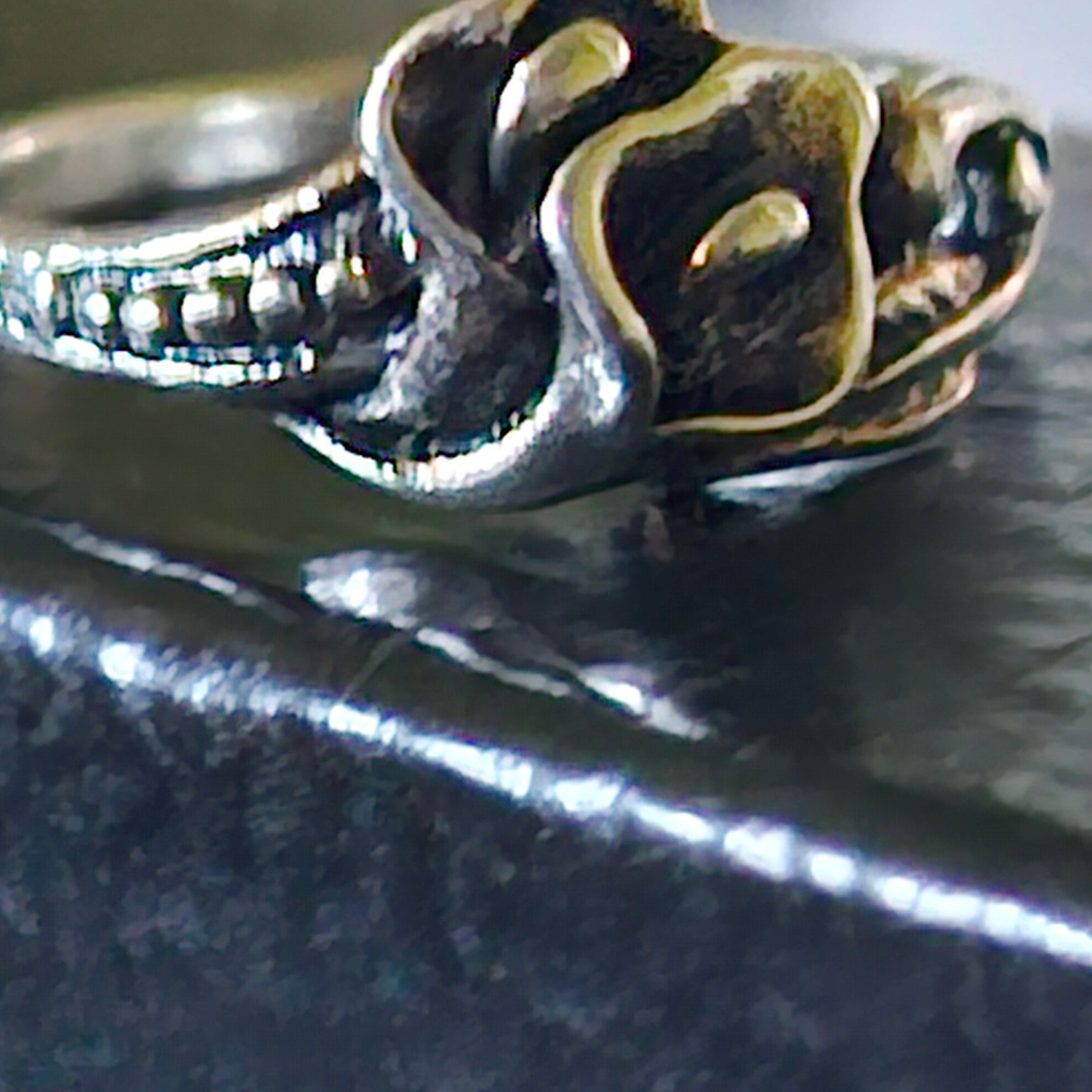 Shiny Alloy Plated Silver Flower Ring Size 6