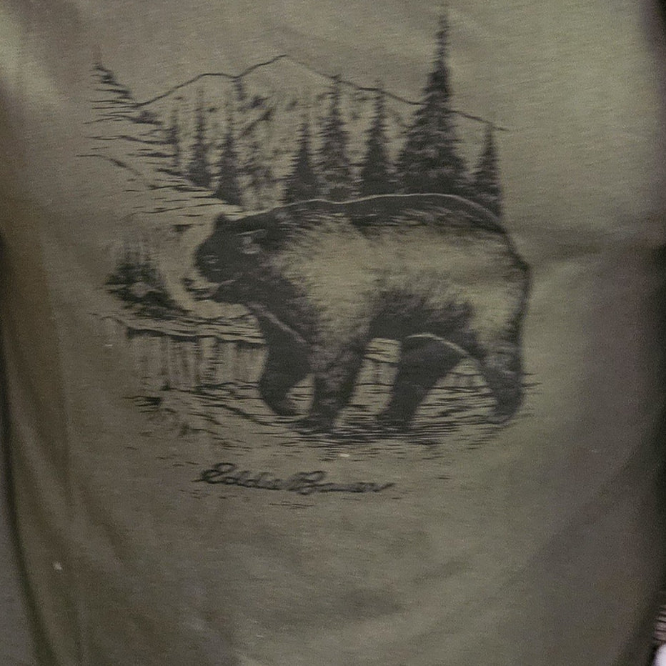 Eddie Bauer Men's Graphic T-shirt