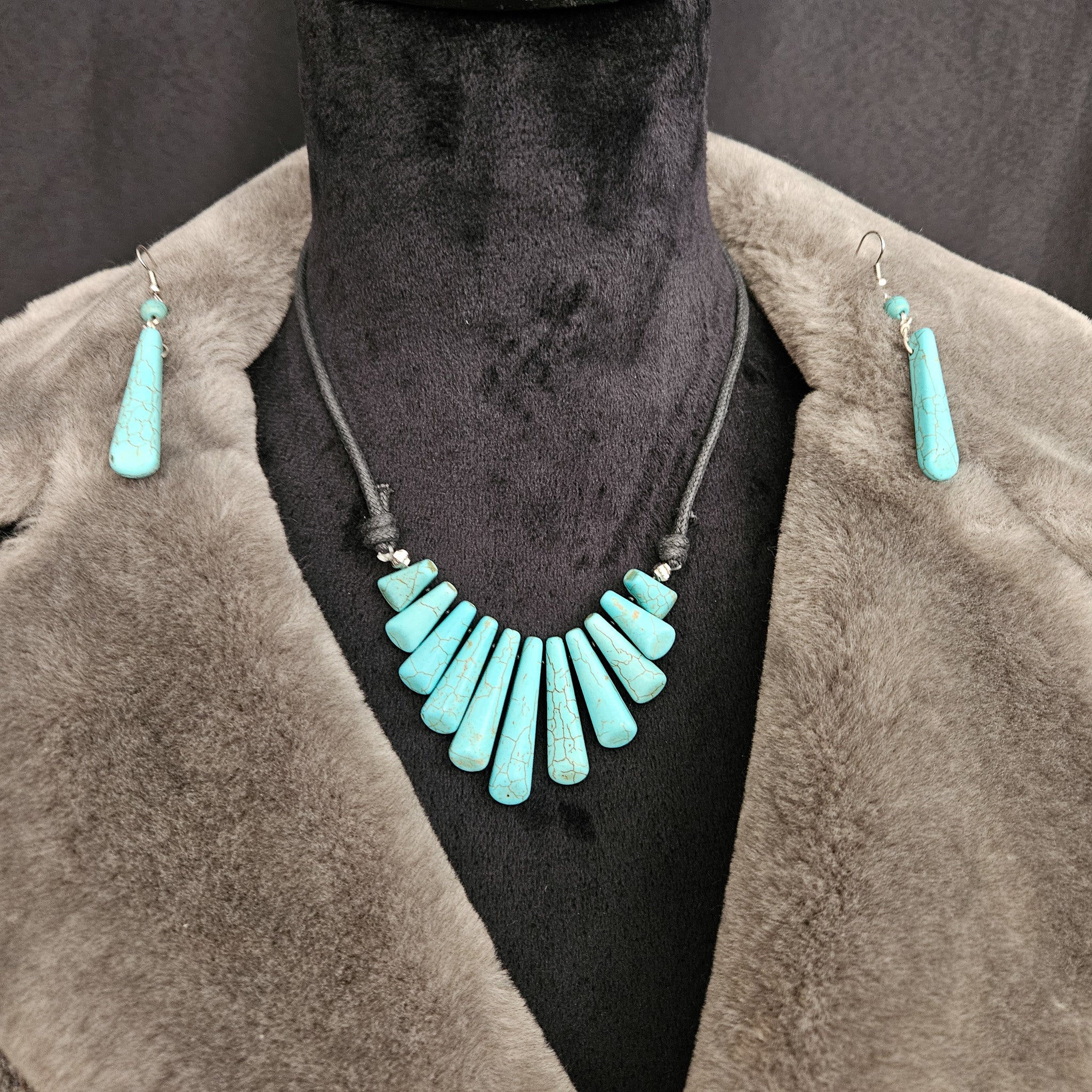 Blue Faux Turquoise Tear Shape Stone Leather Strap Necklace and Earrings Set