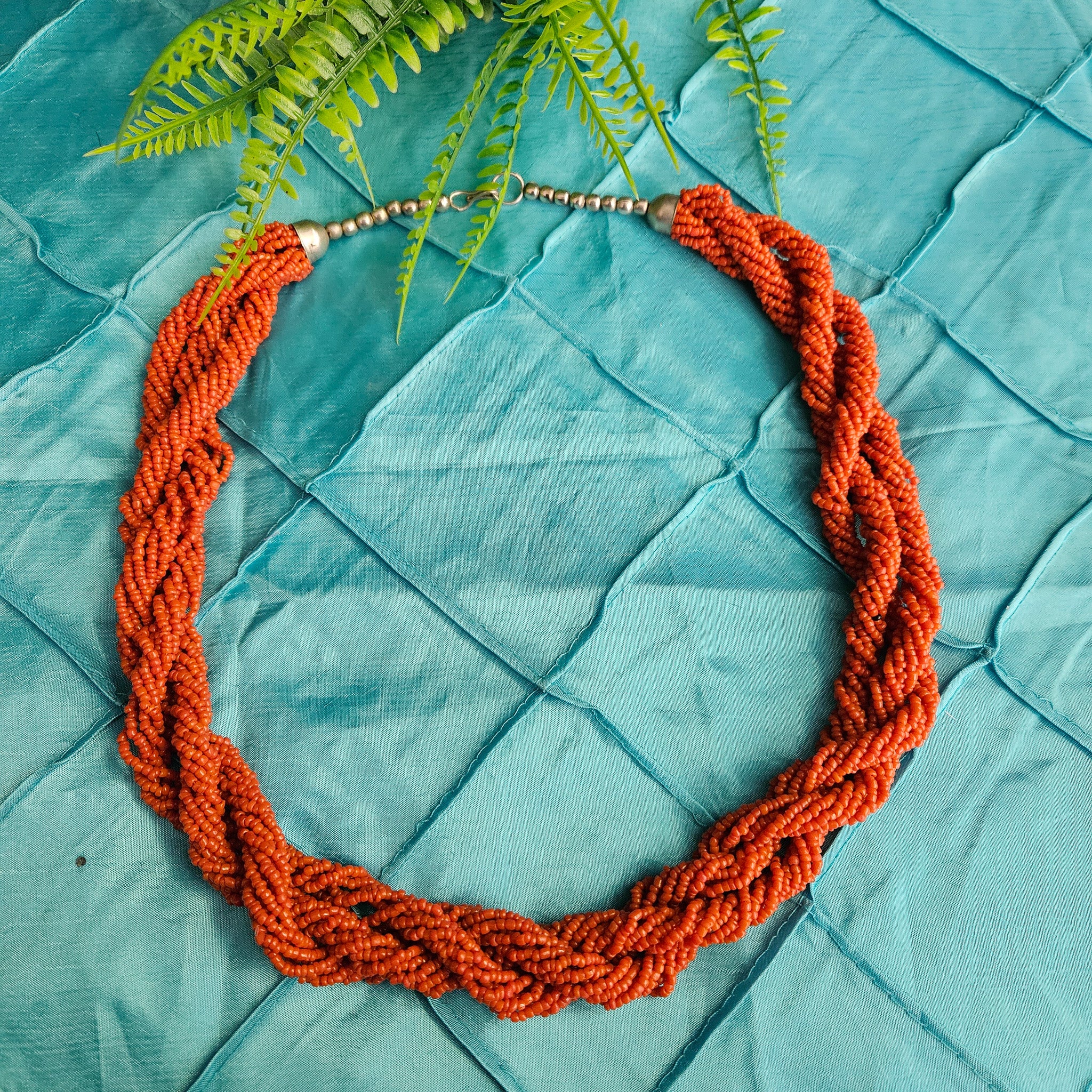 Vintage Art Deco Ox Blood Coral Beaded Necklace