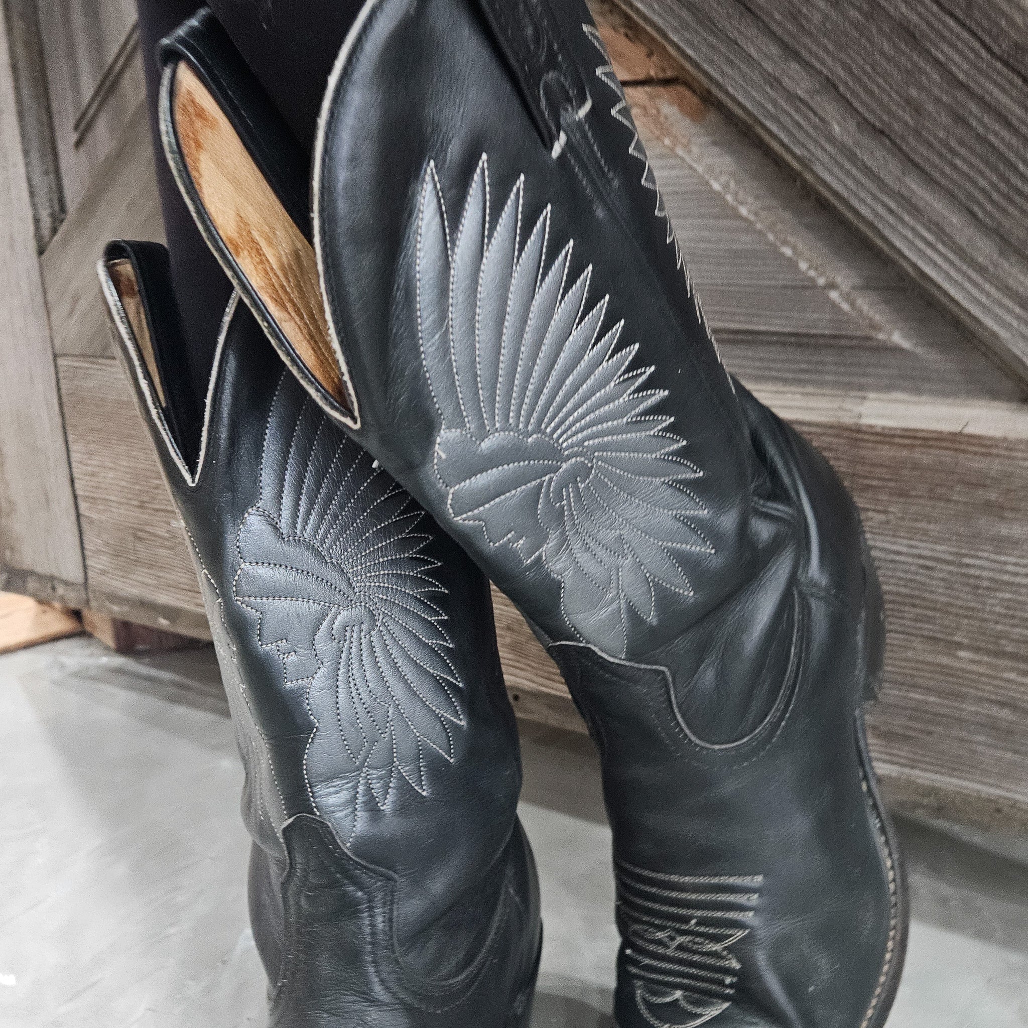Black Boulet Vintage Canada Western Boots with Custom Indian Chief Head Detail Embroidery Size 11 1/2