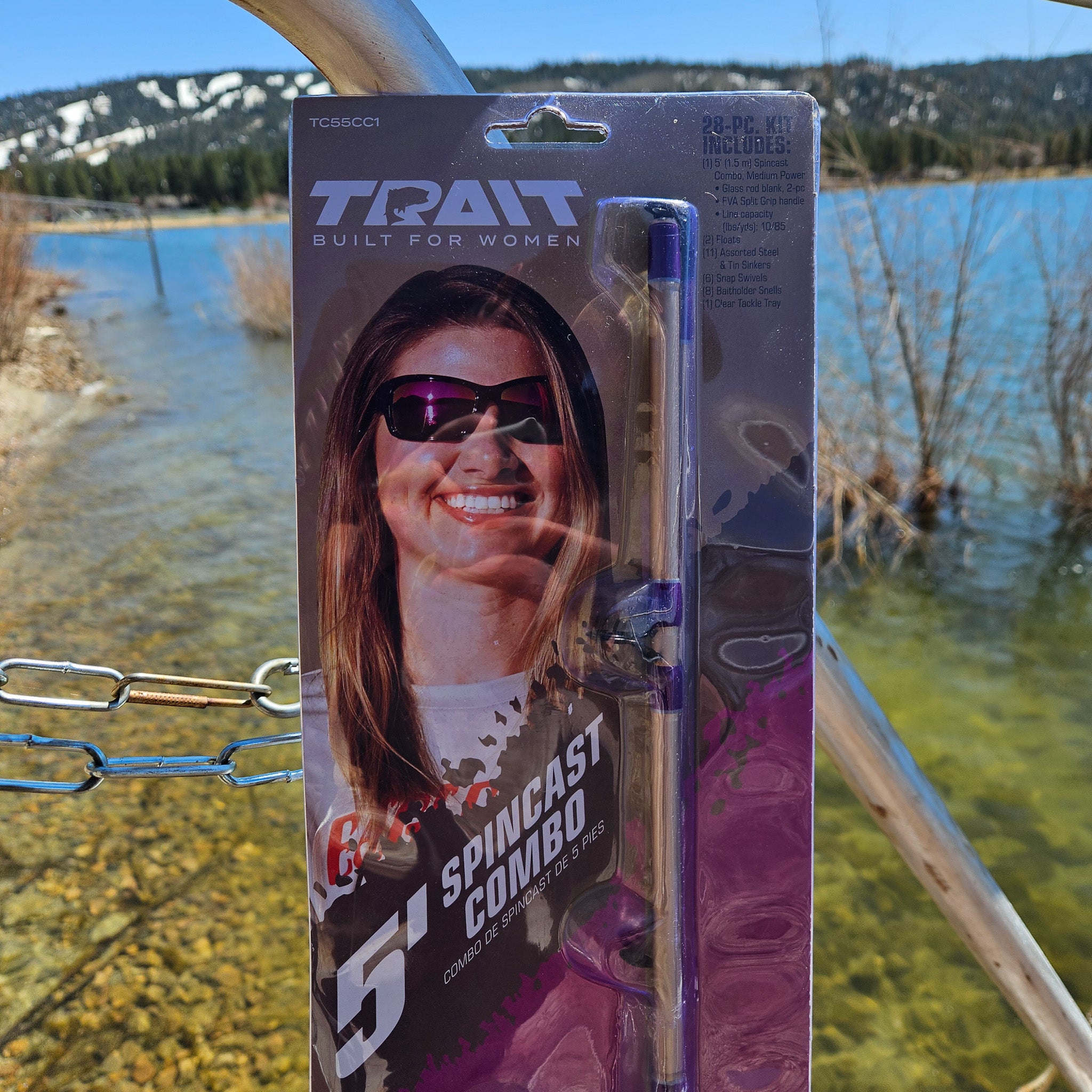 Spincast Combo Trait Built for Women 5' Fishing Pole Packaged Set
