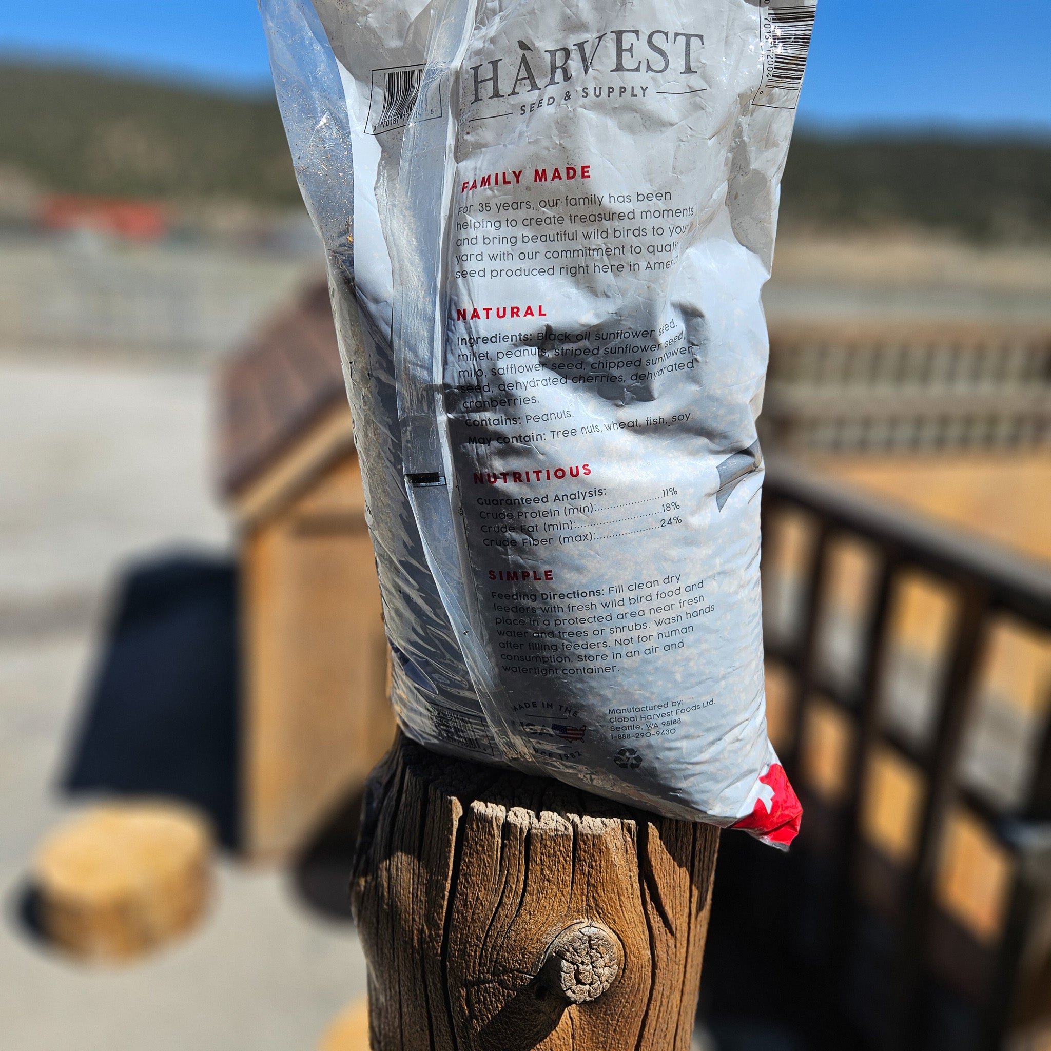 Red Berry & Nut Wild Bird Food 10lbs Bag