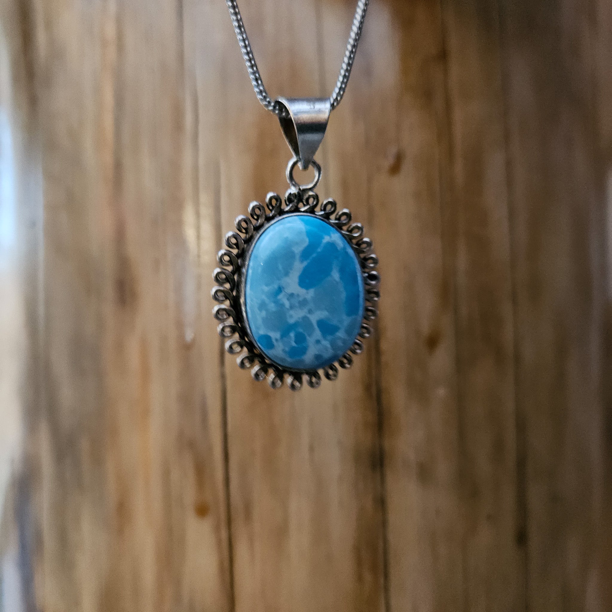 Twisted Sterling Silver Frame with Oval Larimar Stone Necklace