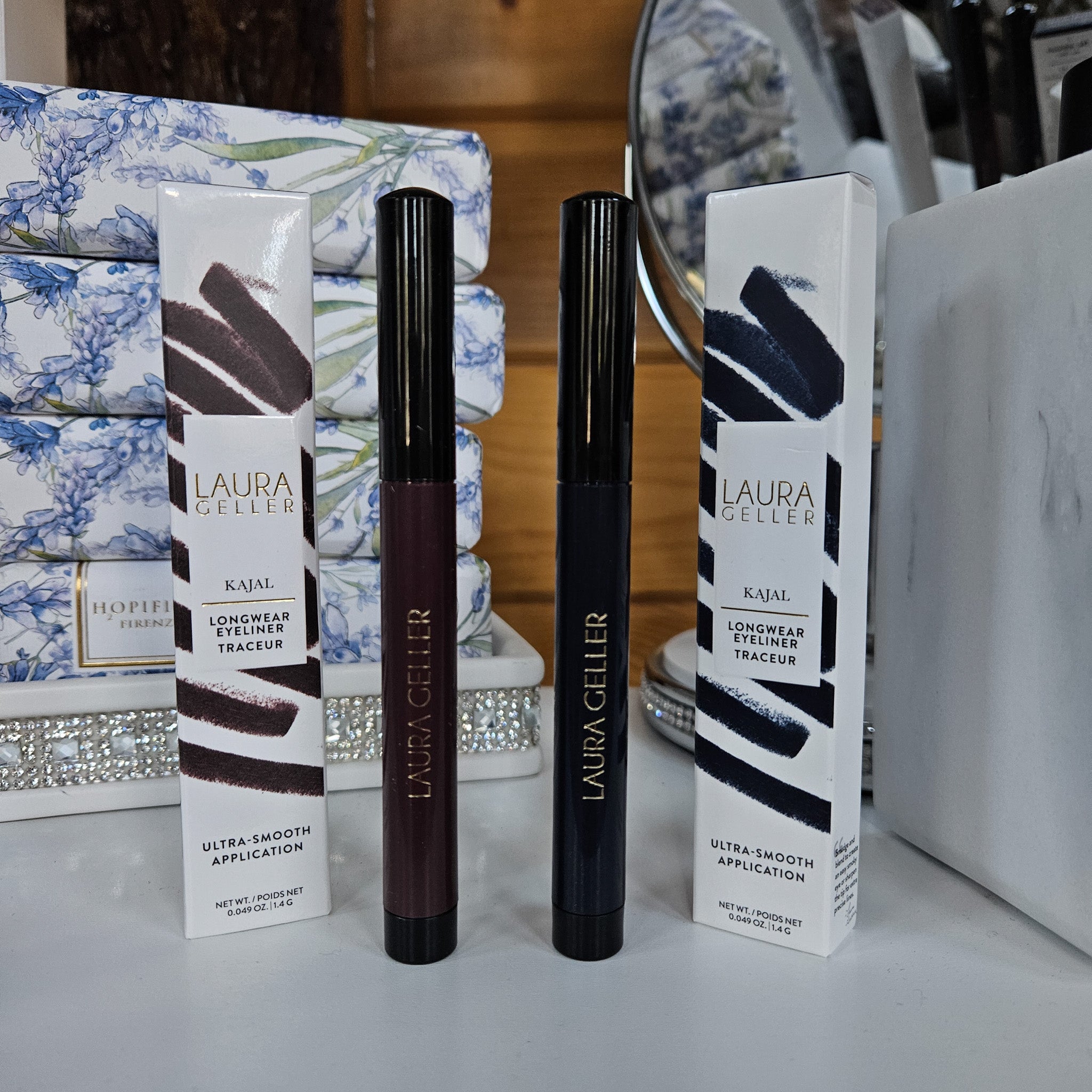 Laura Geller Longwear Eyeliner Traceur (Ultra Smooth Application)
