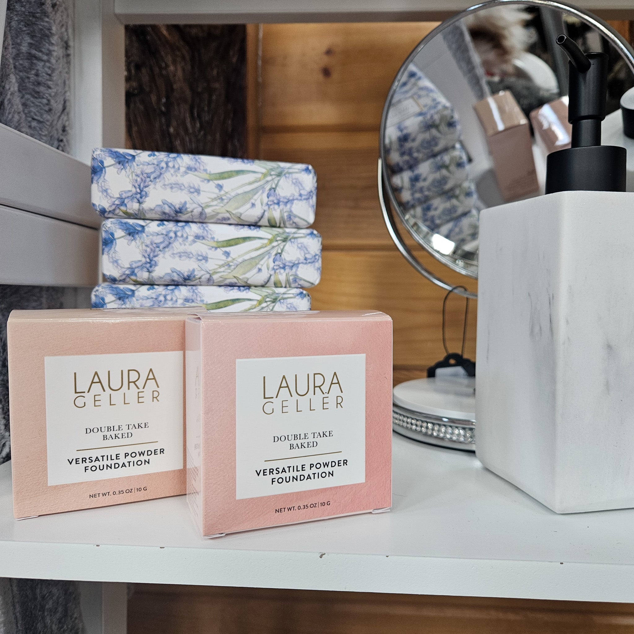 Laura Geller Double Take Baked Powder Foundation