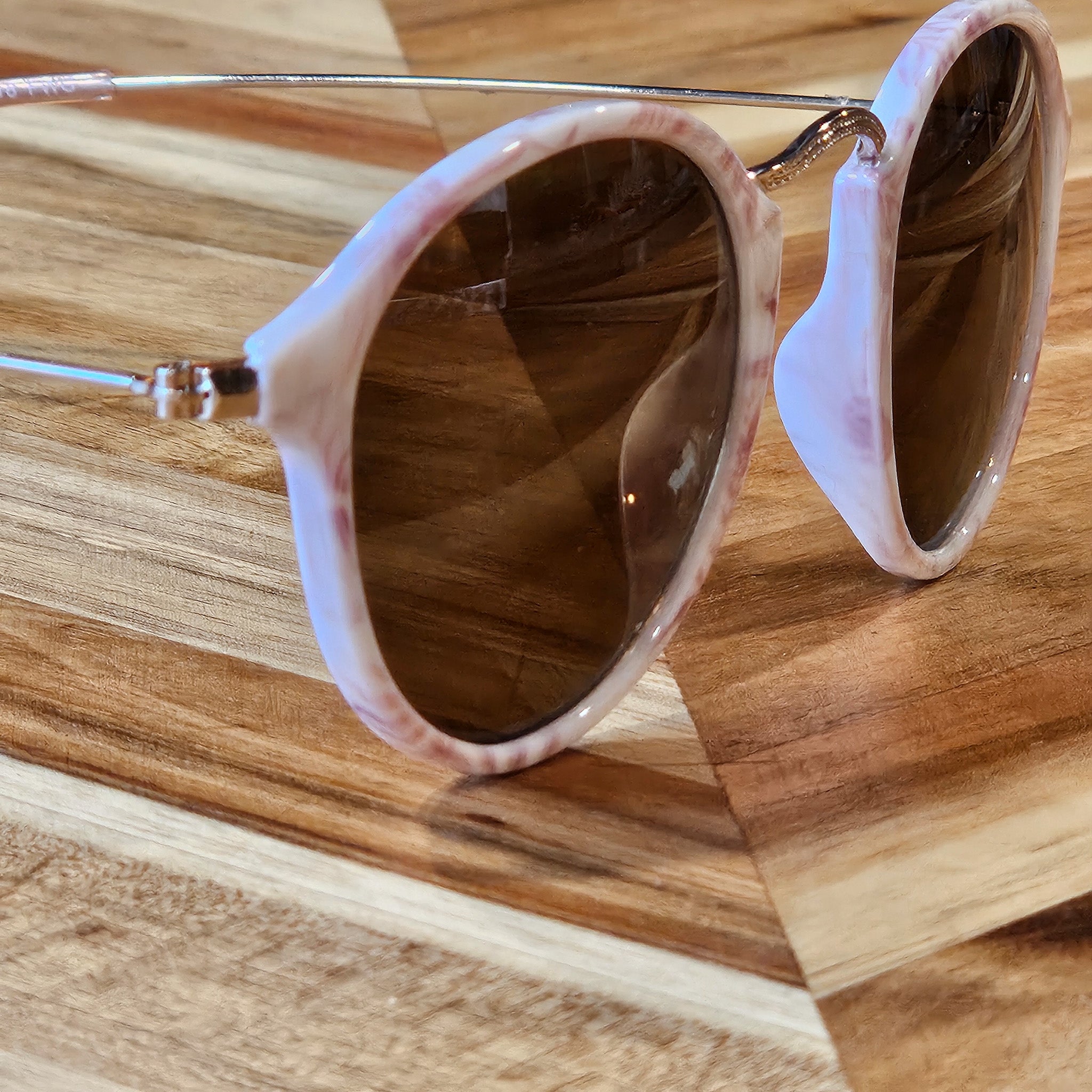 CaliBlue Marble Leaf Gold Brown Round Sunglasses