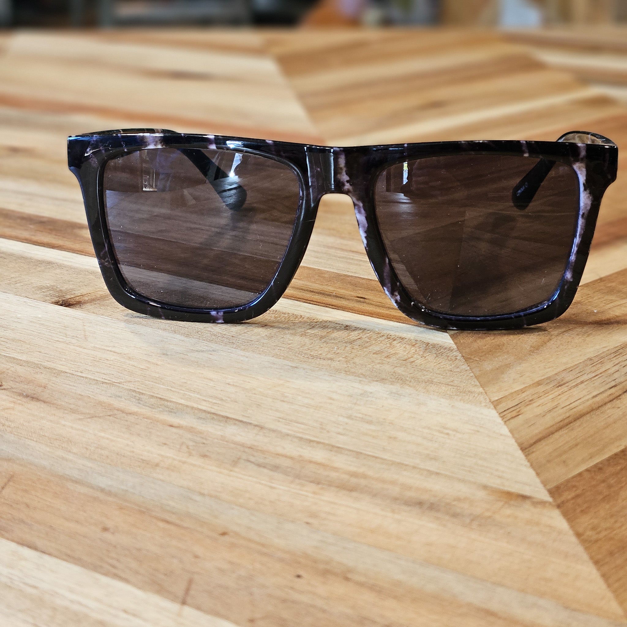 CaliBlue Rectangular Blue Unisex Sunglasses