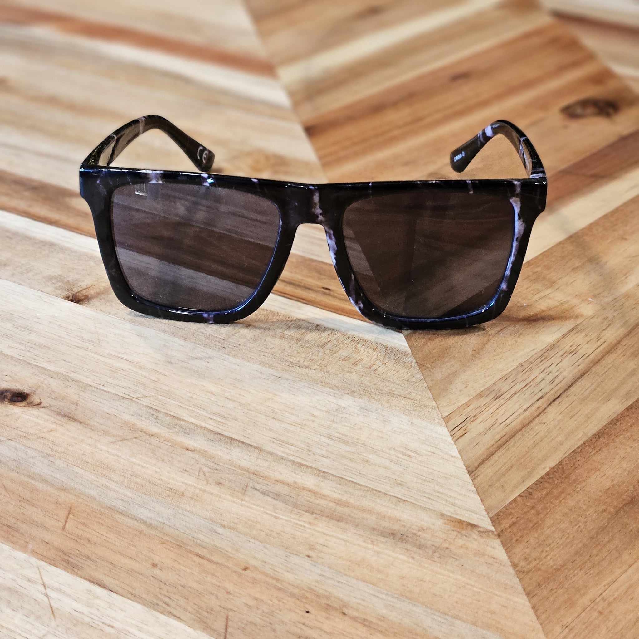 CaliBlue Rectangular Blue Unisex Sunglasses