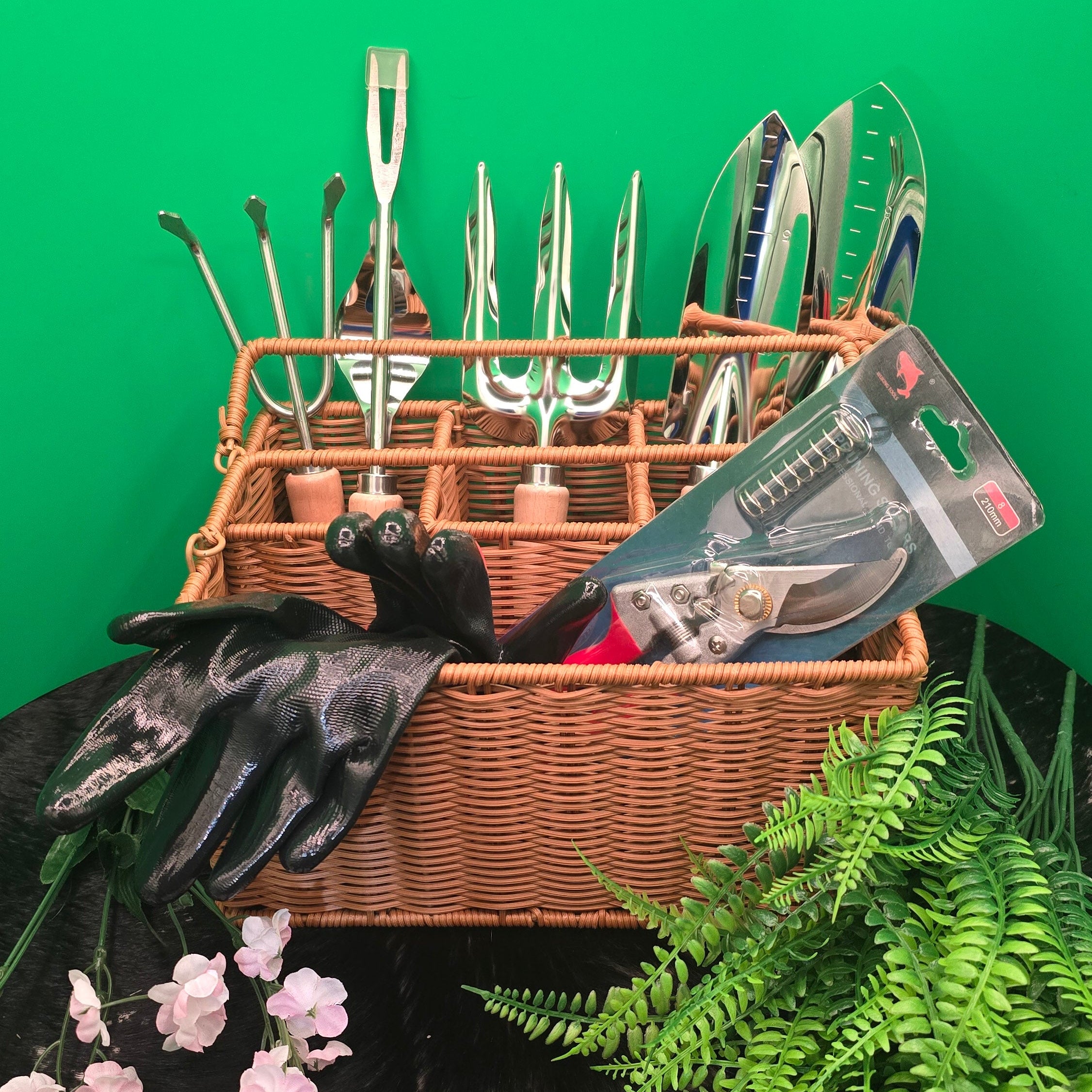 SOLIGT Gardening Hand Tool set with Basket