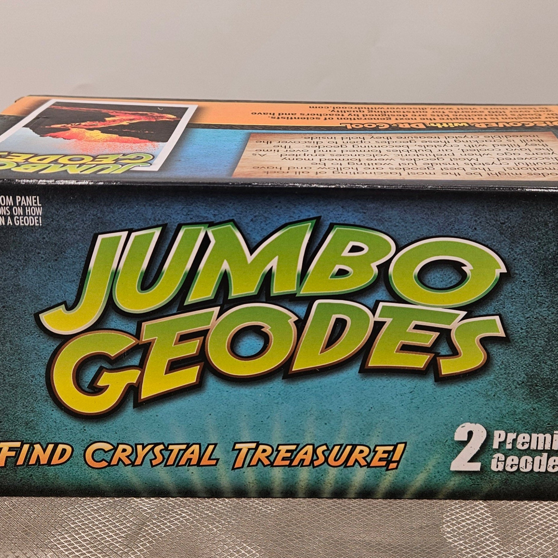 Jumbo Geodes Find Crystal Treasure. 2 Premium Geodes