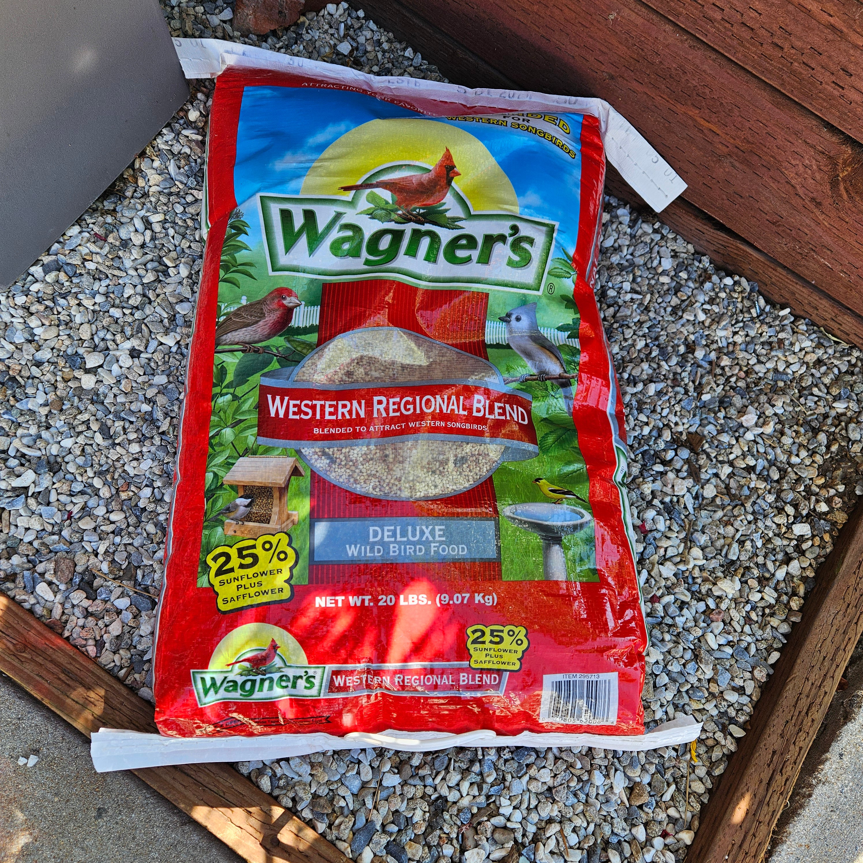 Wagner's Midwest Regional Blend Deluxe Wild Bird Food, 20-lb bag