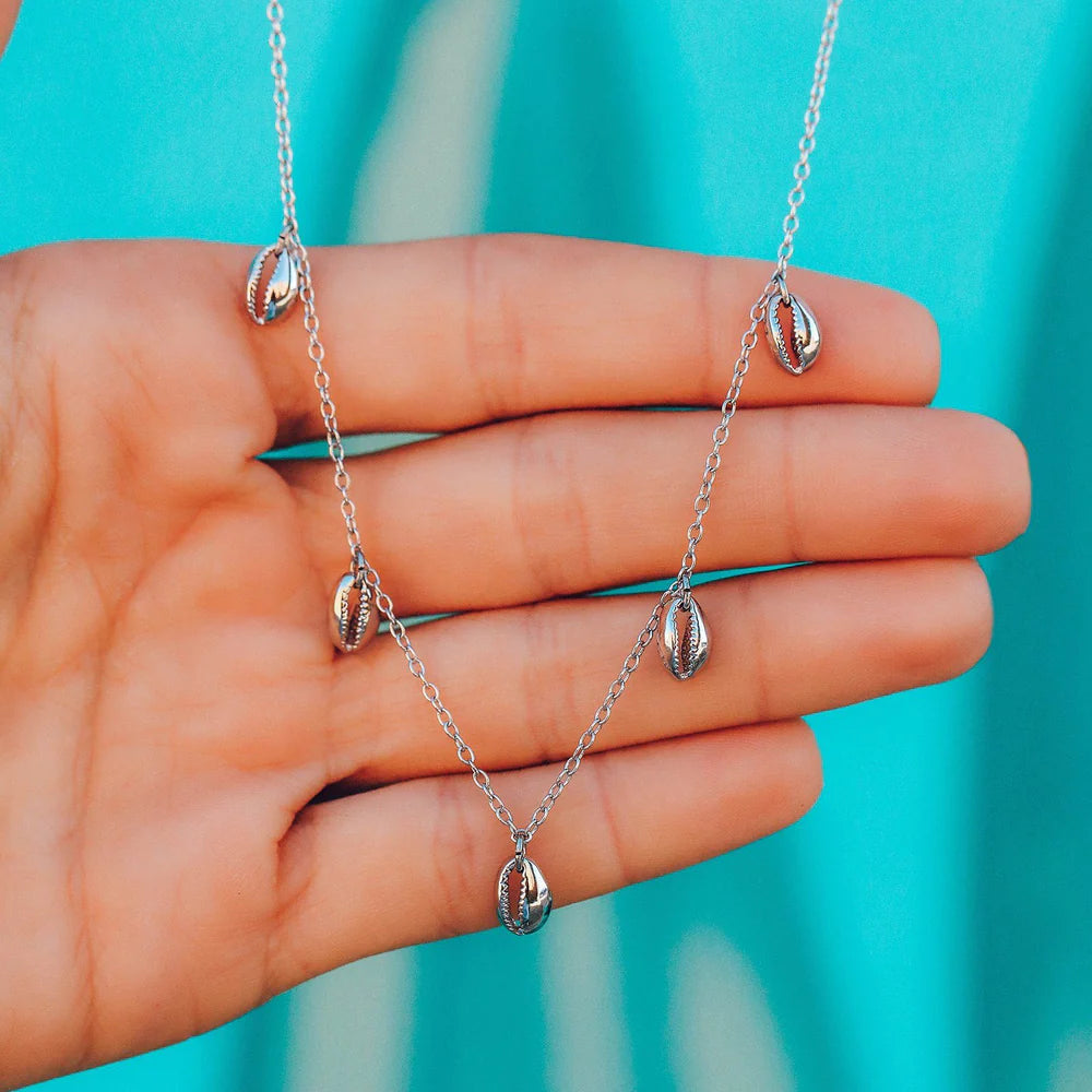 Pura Vida Cowrie Choker
