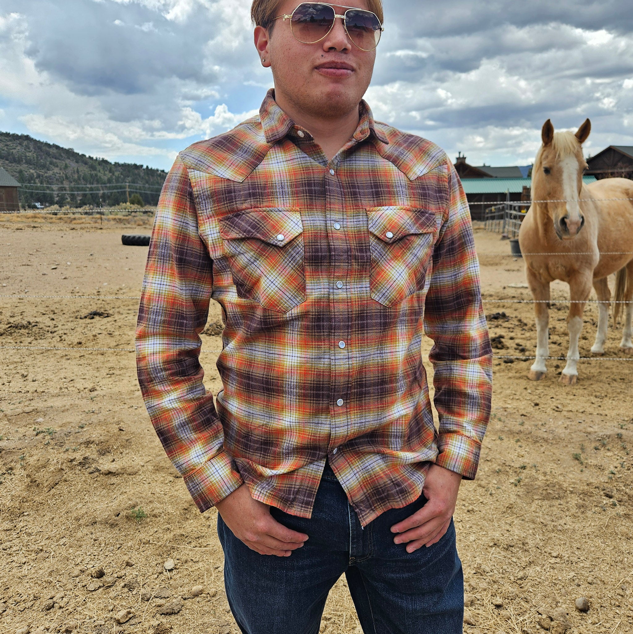 Pendleton Wyatt Gambler Long Sleeve Button Up Shirt with Classic Pearl Snaps