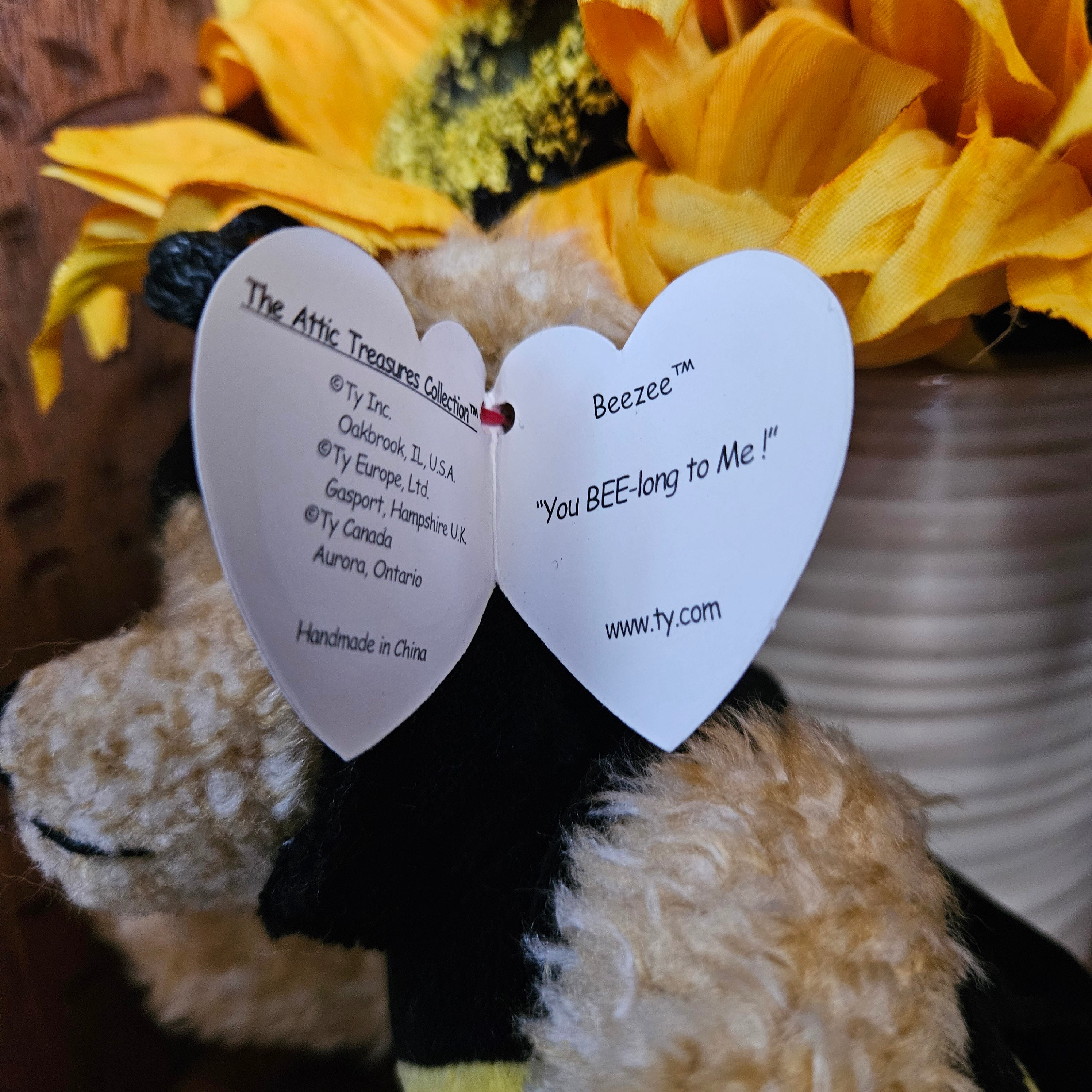 Ty Beanie Babies "Beezee the Bear"