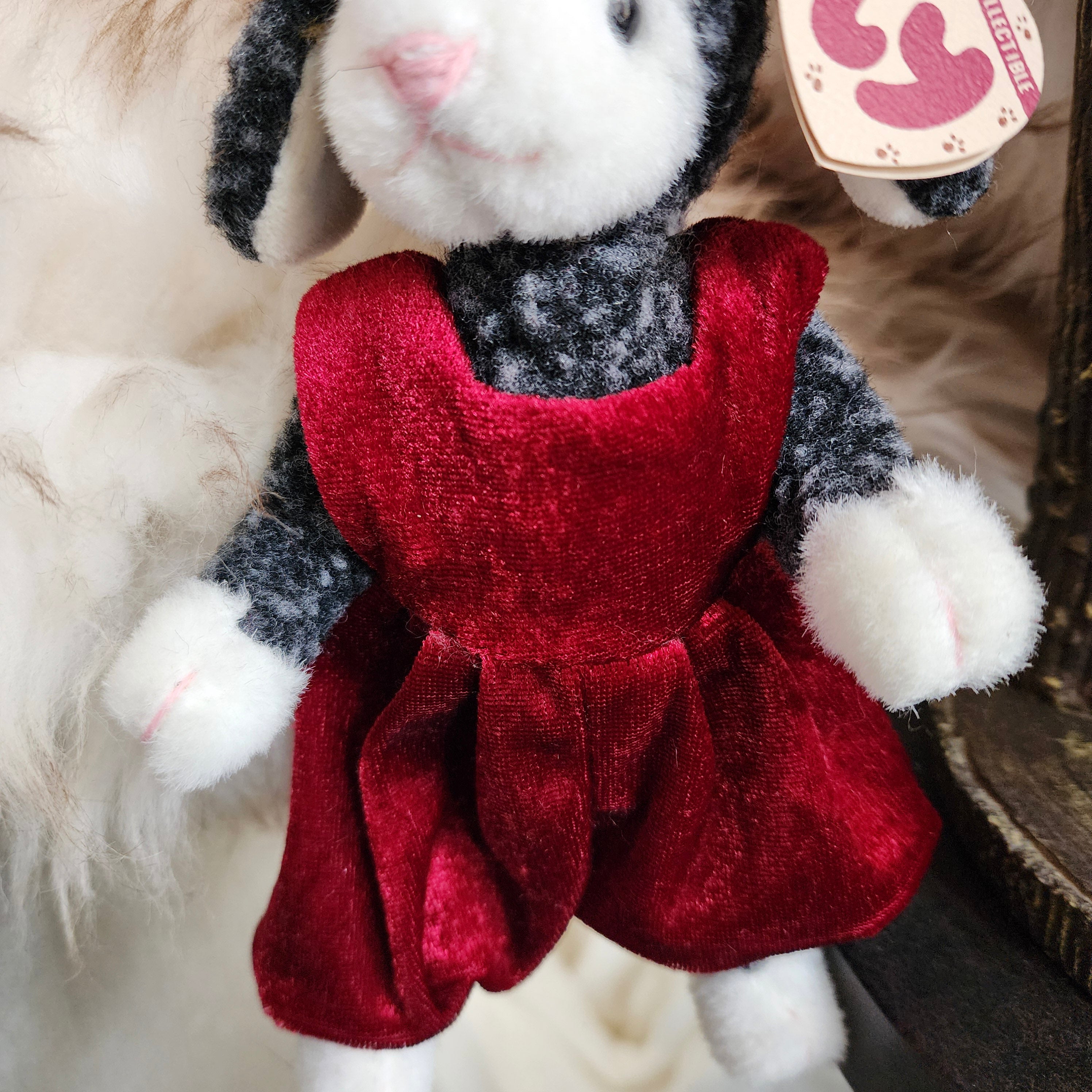 Ty Beanie Babies "Lilly the Lamb"