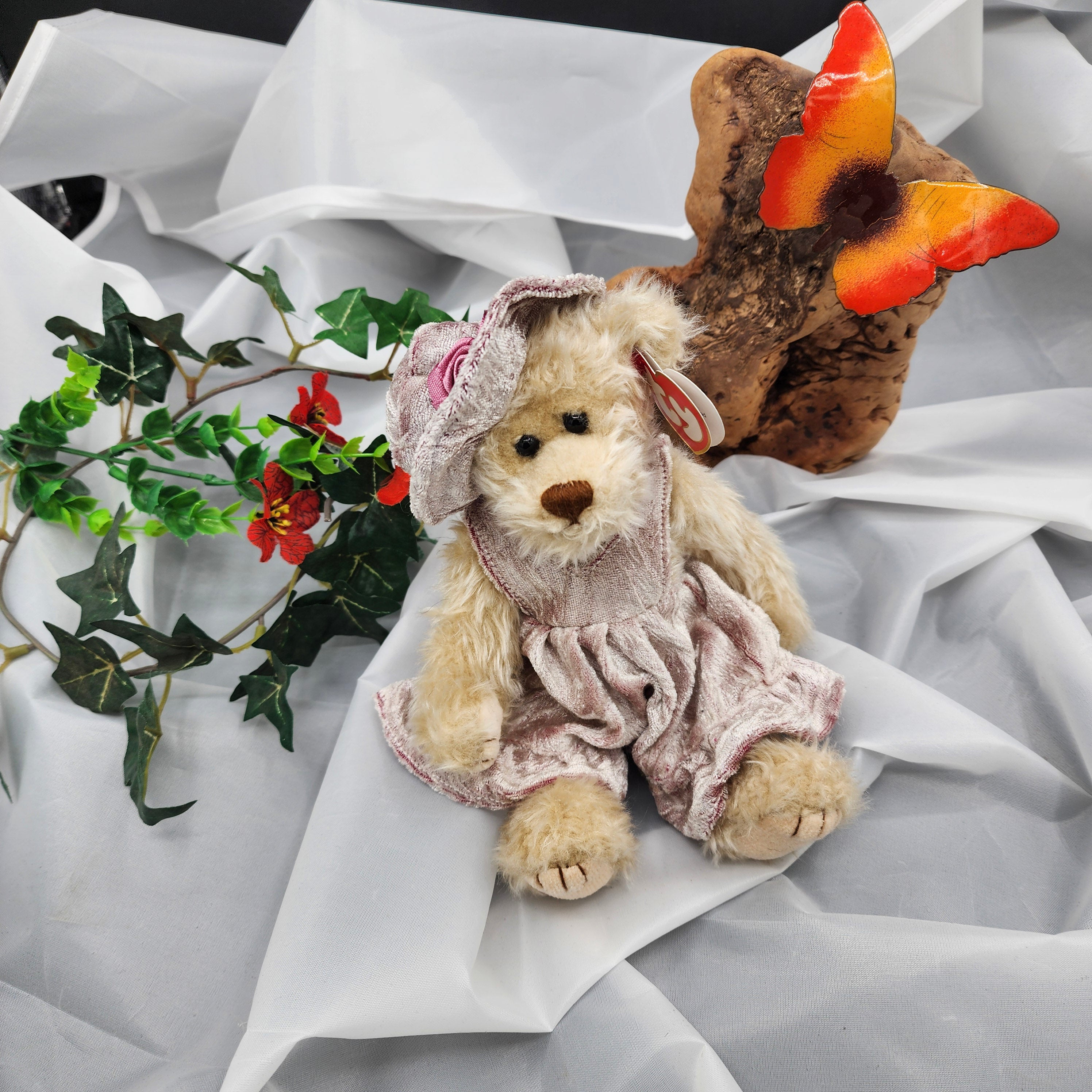 Ty Beanie Babies "Darlene the Bear"