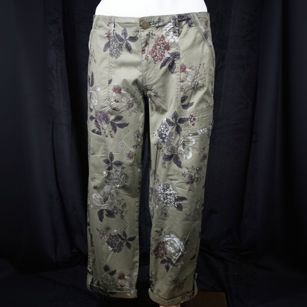 Democracy "Flex - ellent" Brand Green Floral Hiking Pants