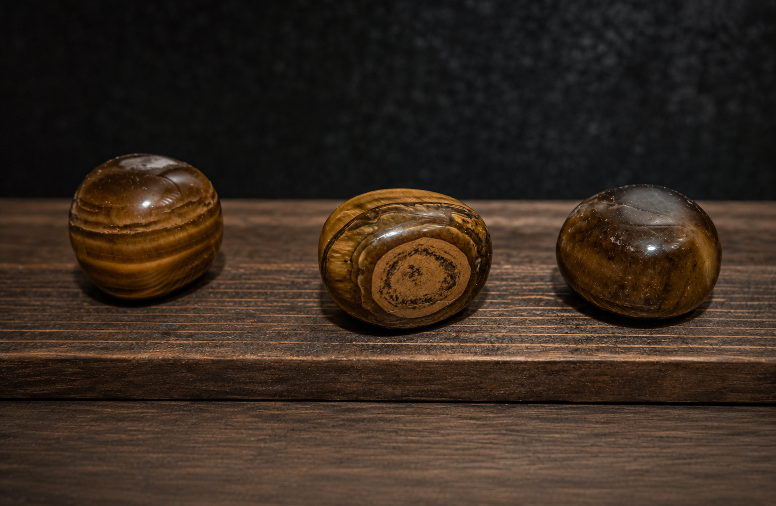 Tiger's Eye Tumbled Stone