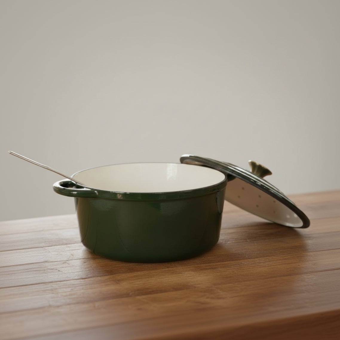 Green Biltmore 6.6 Quart Dutch Oven