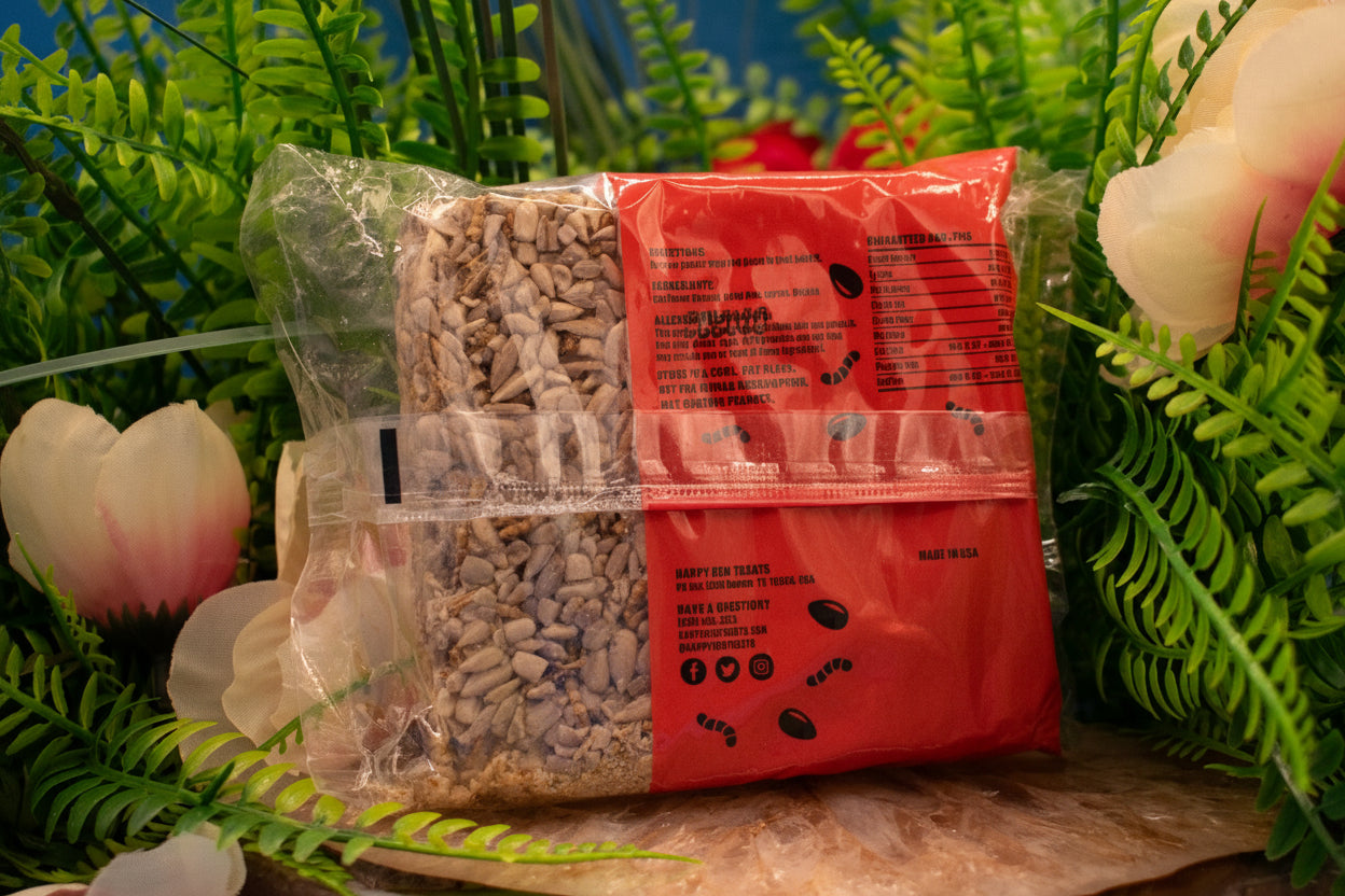Happy Hen Treat Square Sunflower & Mealworms