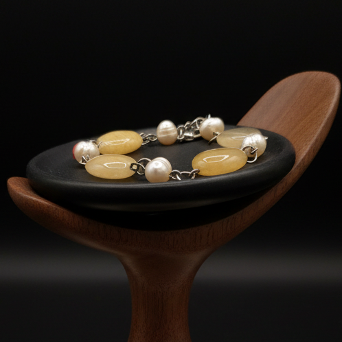 Delicate Yellow Quartz and Faux Pearls Chain Link Bracelet