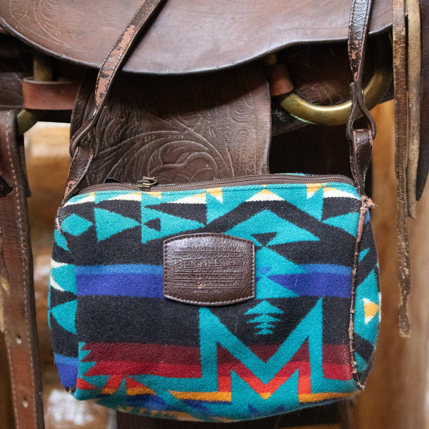 Vintage Pendleton Southwestern Wool Blend Single Strap Sling Bag Purse