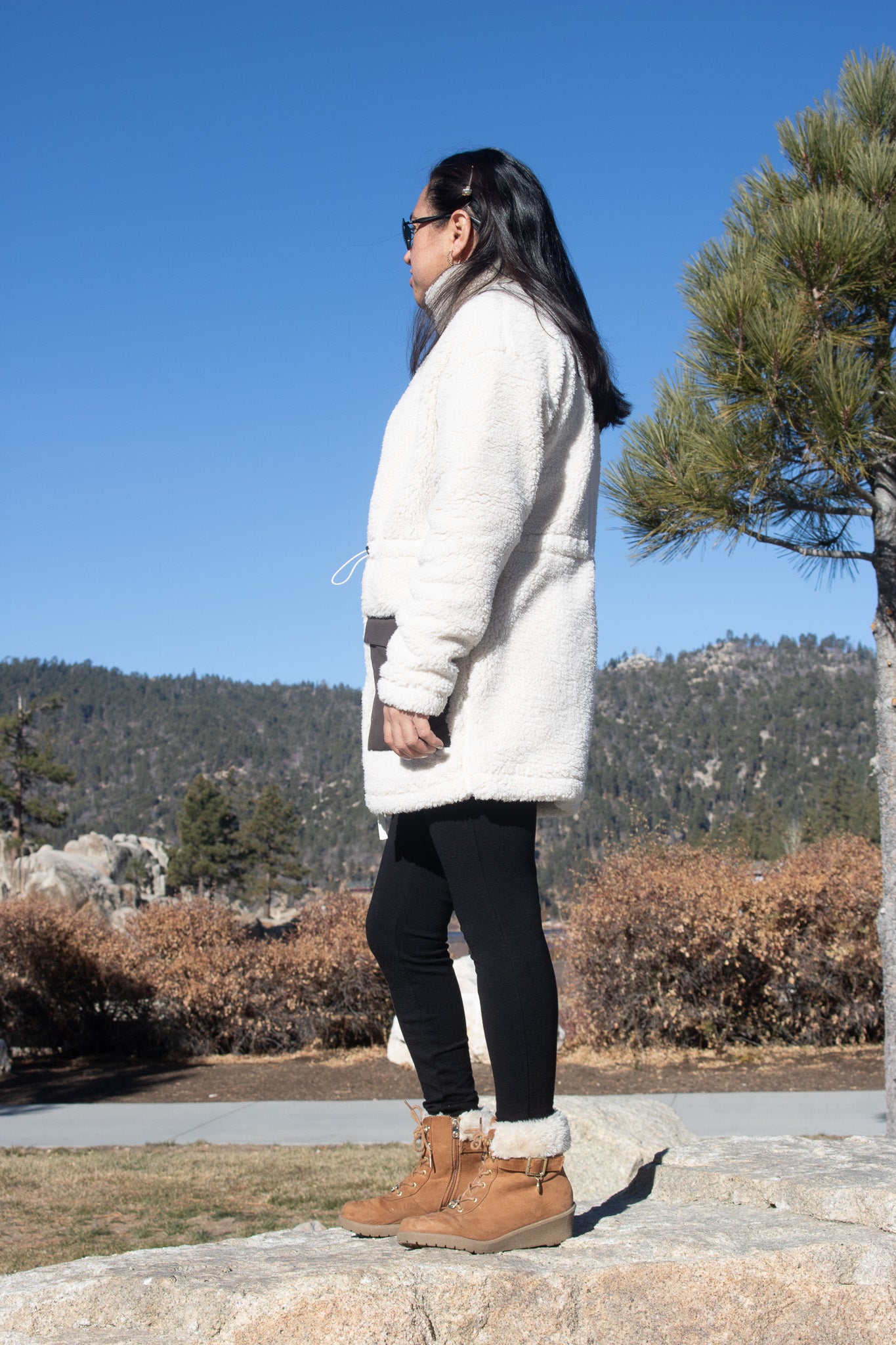 Te Verde Fleece Cream Colored Winter Coat