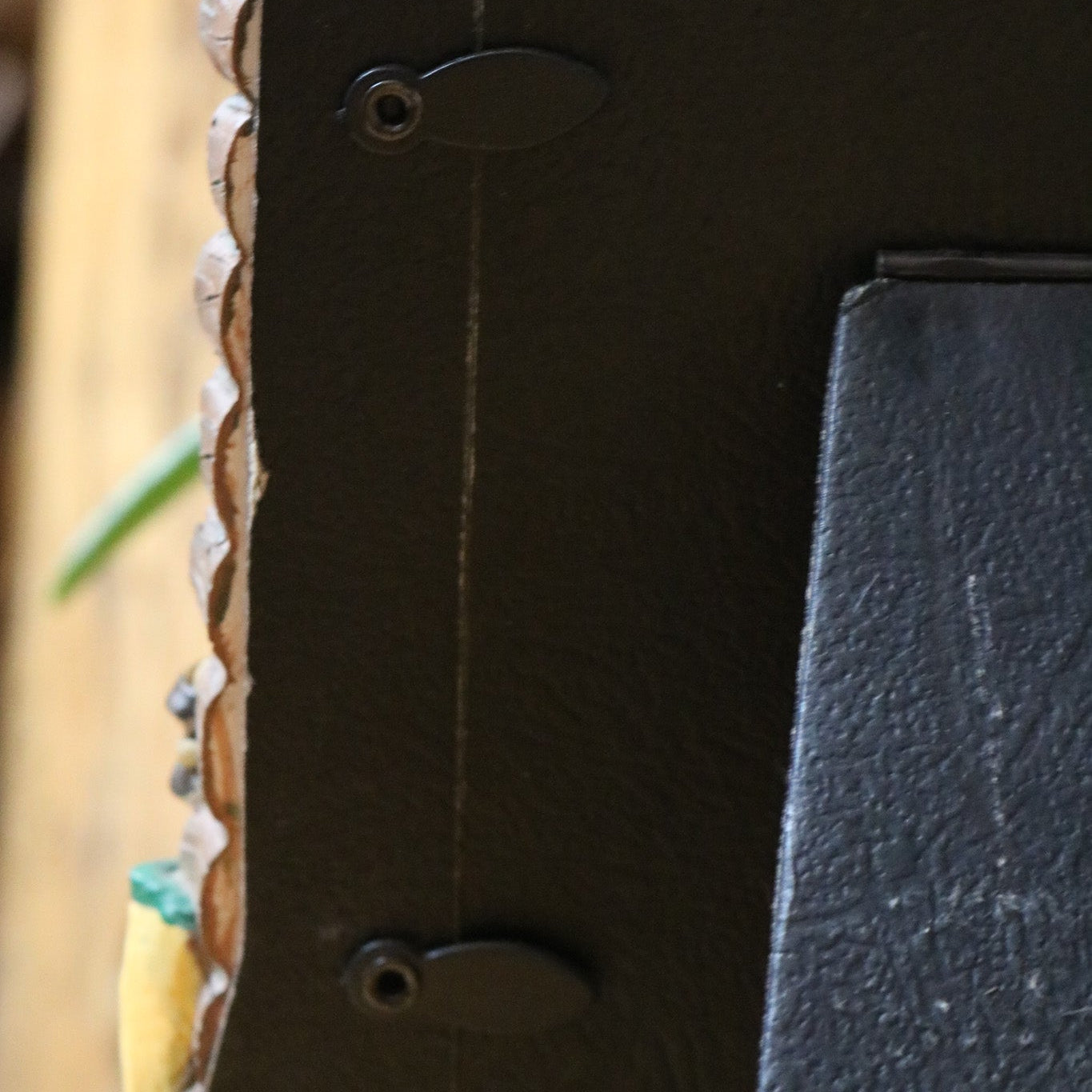 Log Cabin Resin Mold Picture Frame 3 1/2" x 5 1/2"