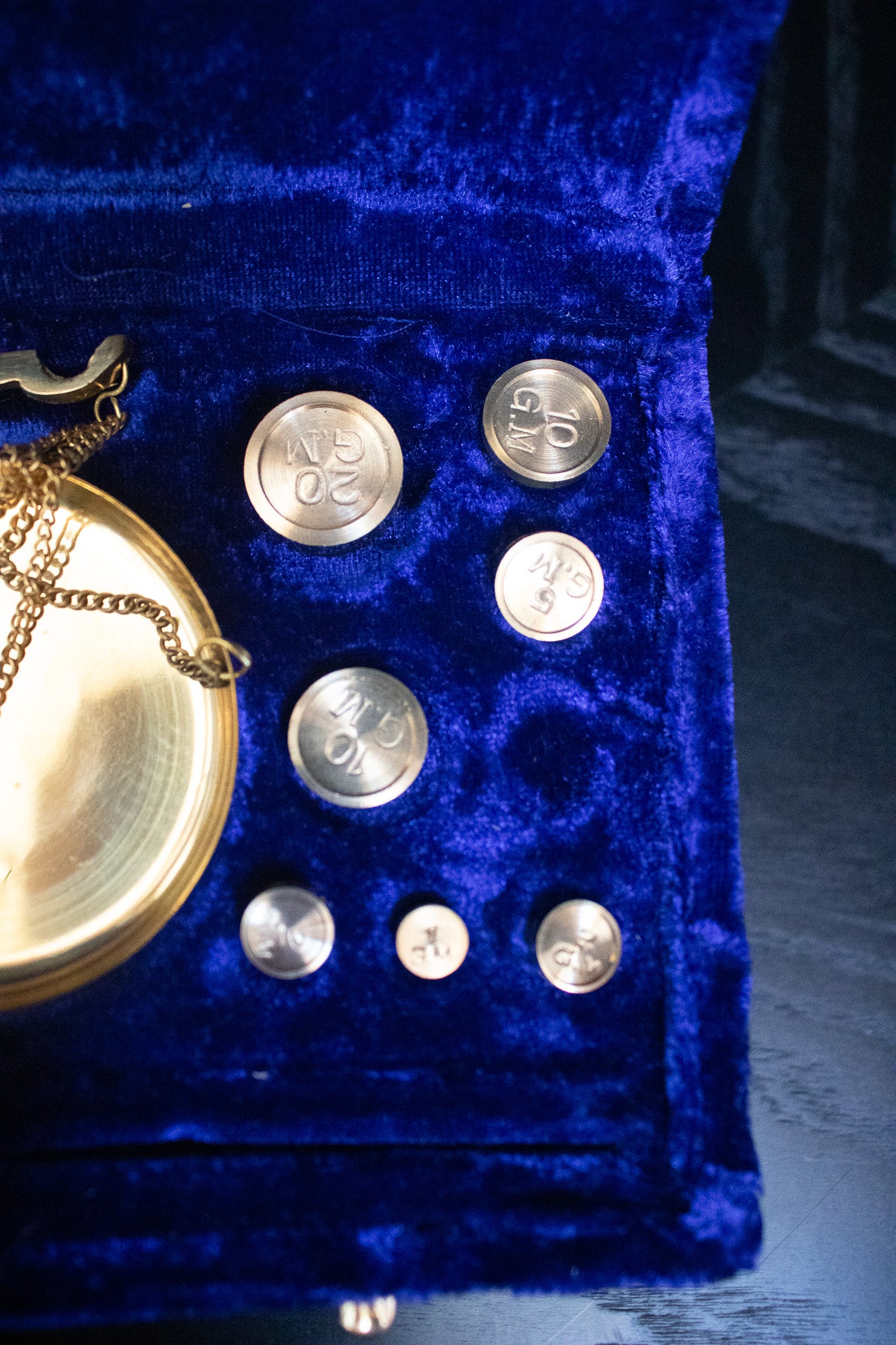 Antique Brass Polished Balance Scale with Velvet Box with Weights