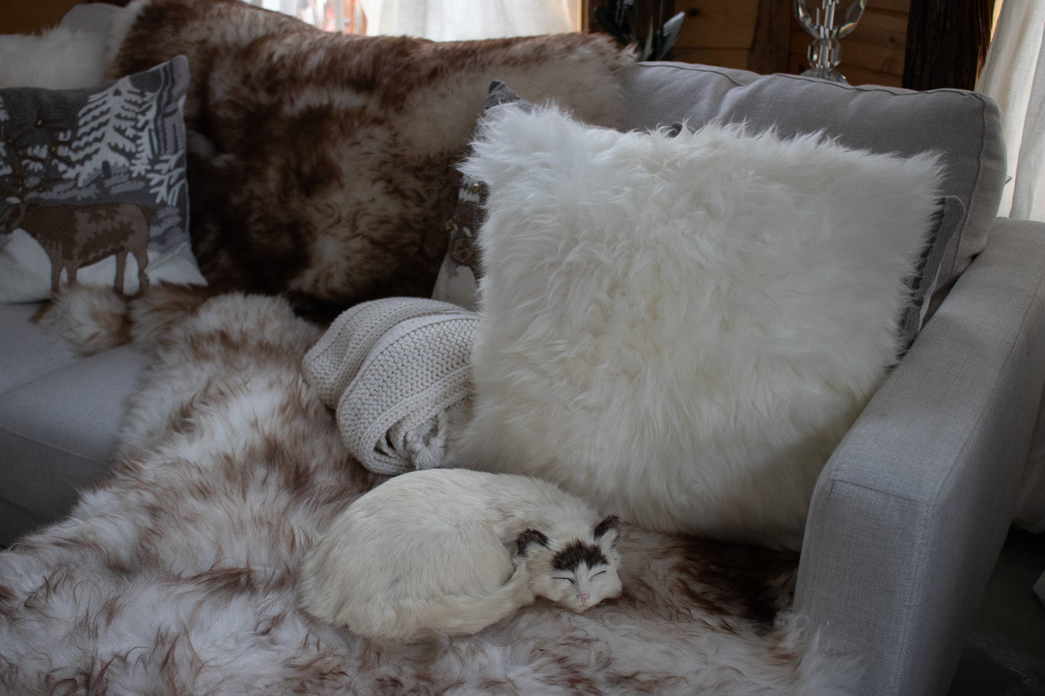 Genuine Sheepskin Single-Sided Throw Pillow with Removable Case