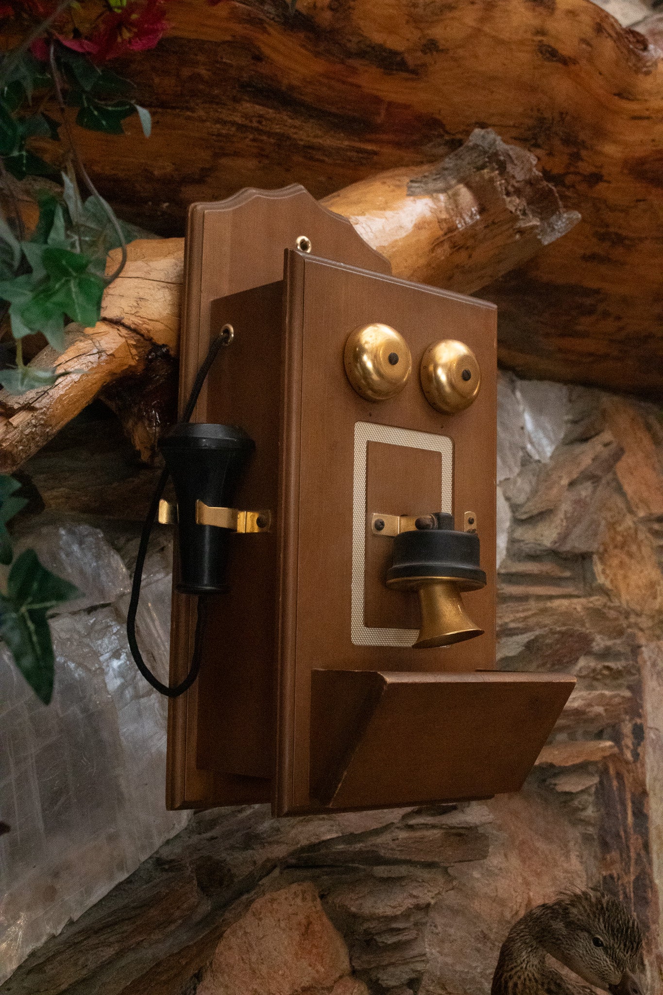 Anique Telephone Audition 8 Transistor Radio Replica Wooden Wall Phone