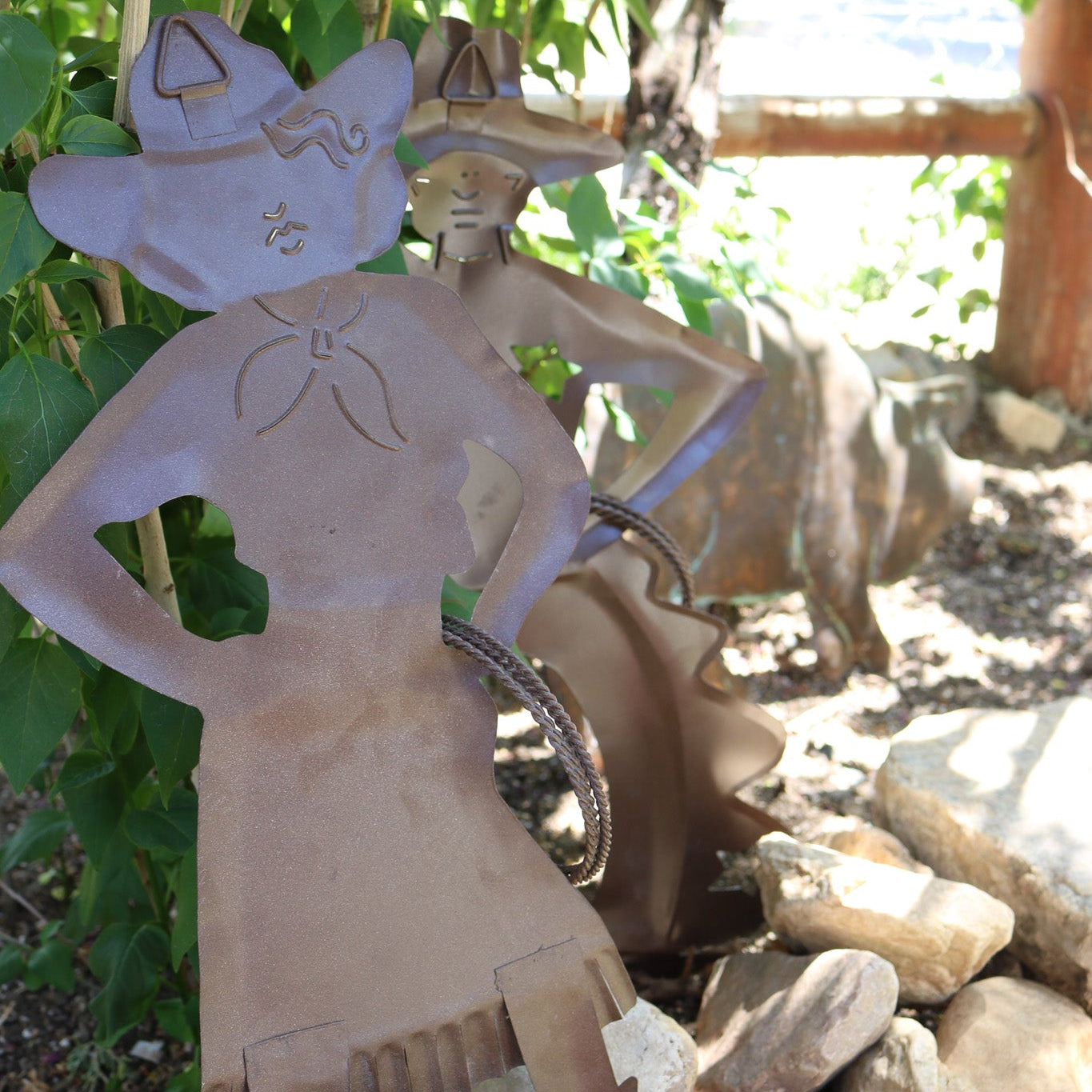 Metal Plasma Cut Cowboy and Cowgirl Pair Garden Yard Decorations Set