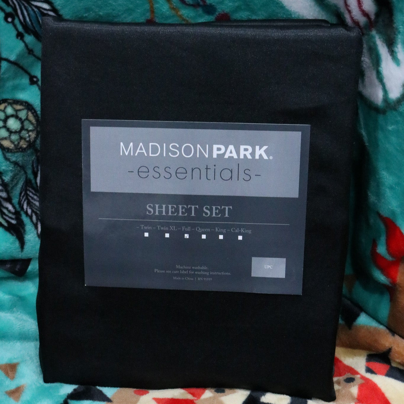 Madison Park Essentials Satin Wrinkle-Free Luxurious 6 Piece Sheet Set.