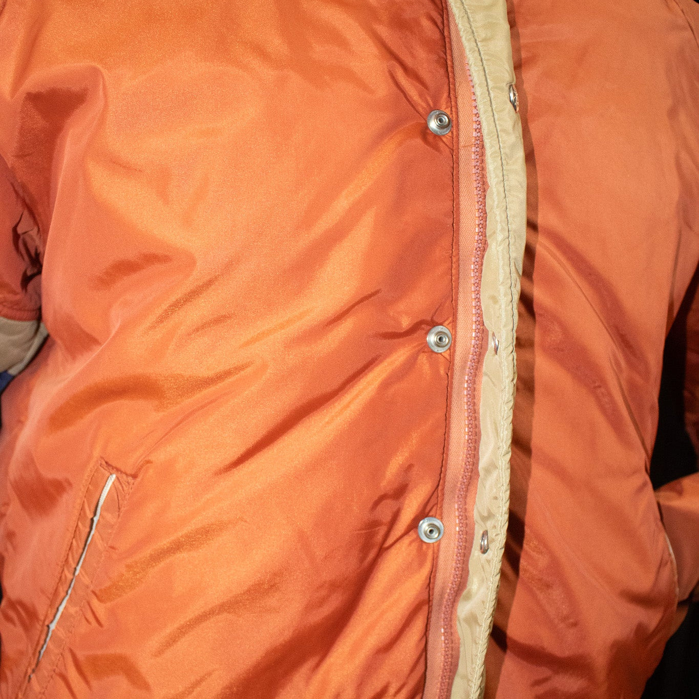 Vintage Alpine Designs Orange Puffer Jacket Insulated Coat Size Large Retro Outdoor Style