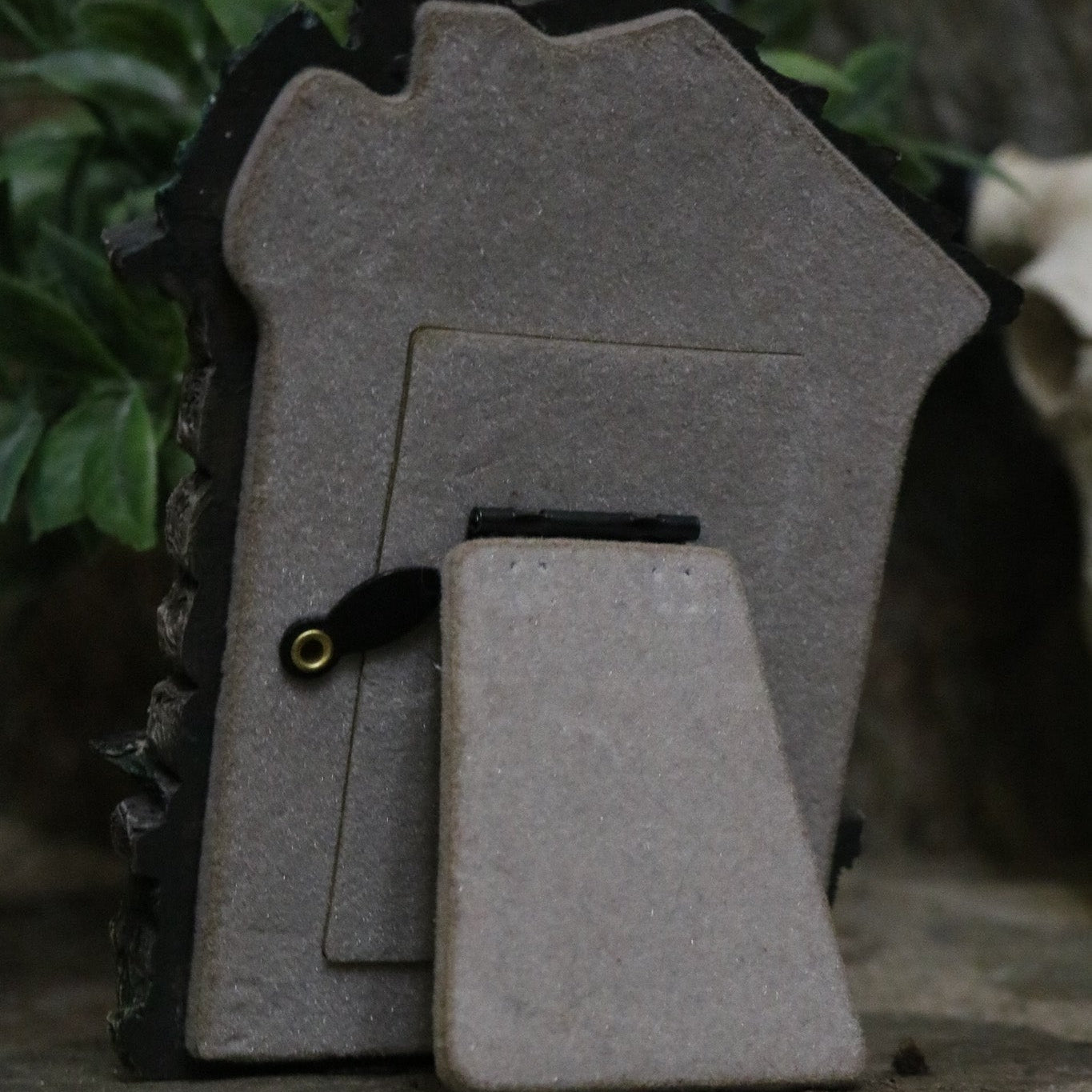 Mini Cabin 3D Design 3 1/2" x 5 1/2" Picture Frame