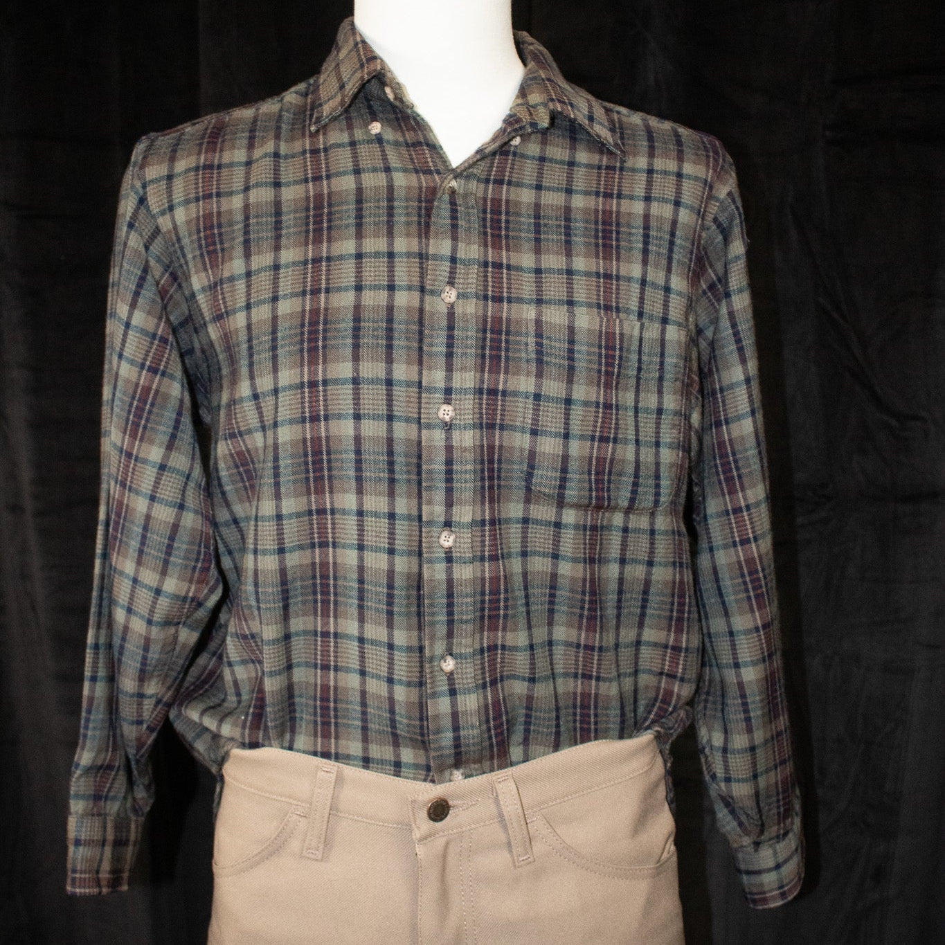 Pendleton Wool Button up Dark Forest Green Red and Brown Plaid Size Large