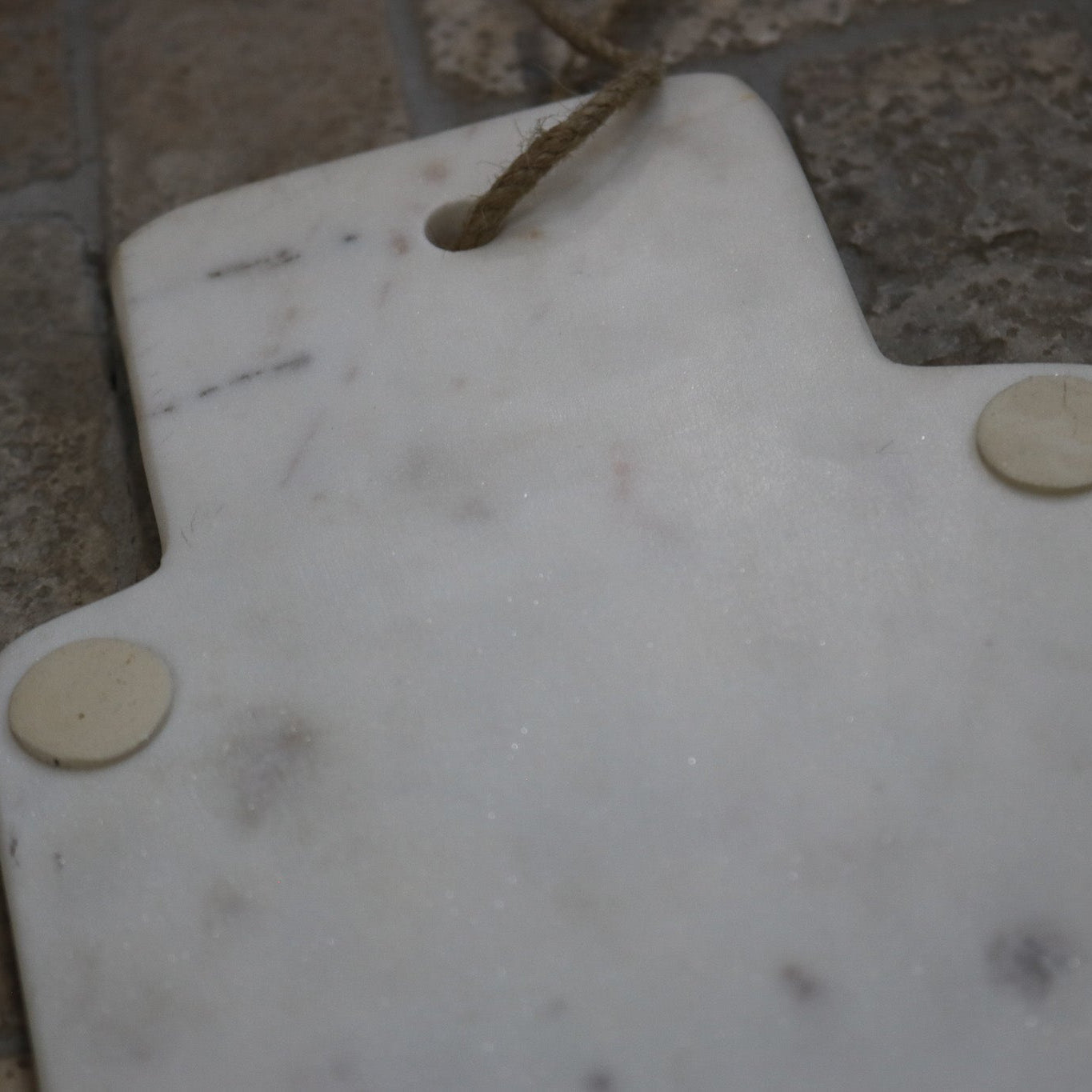 Chopping Board - Small Paddle with White Stone Faux-marble with Wood End