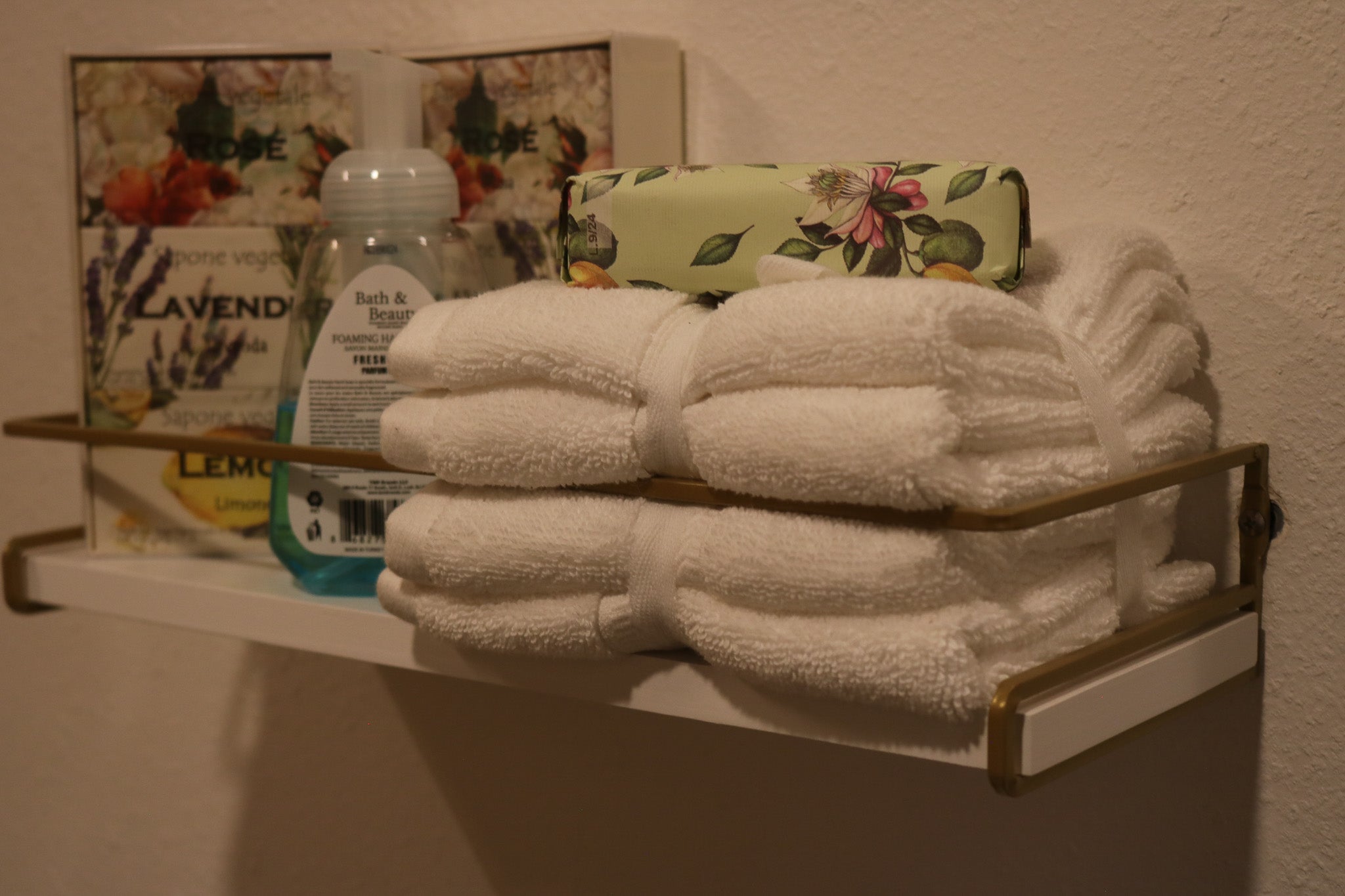 Brooks Brothers Set of Four Premium Turkish White Washcloths