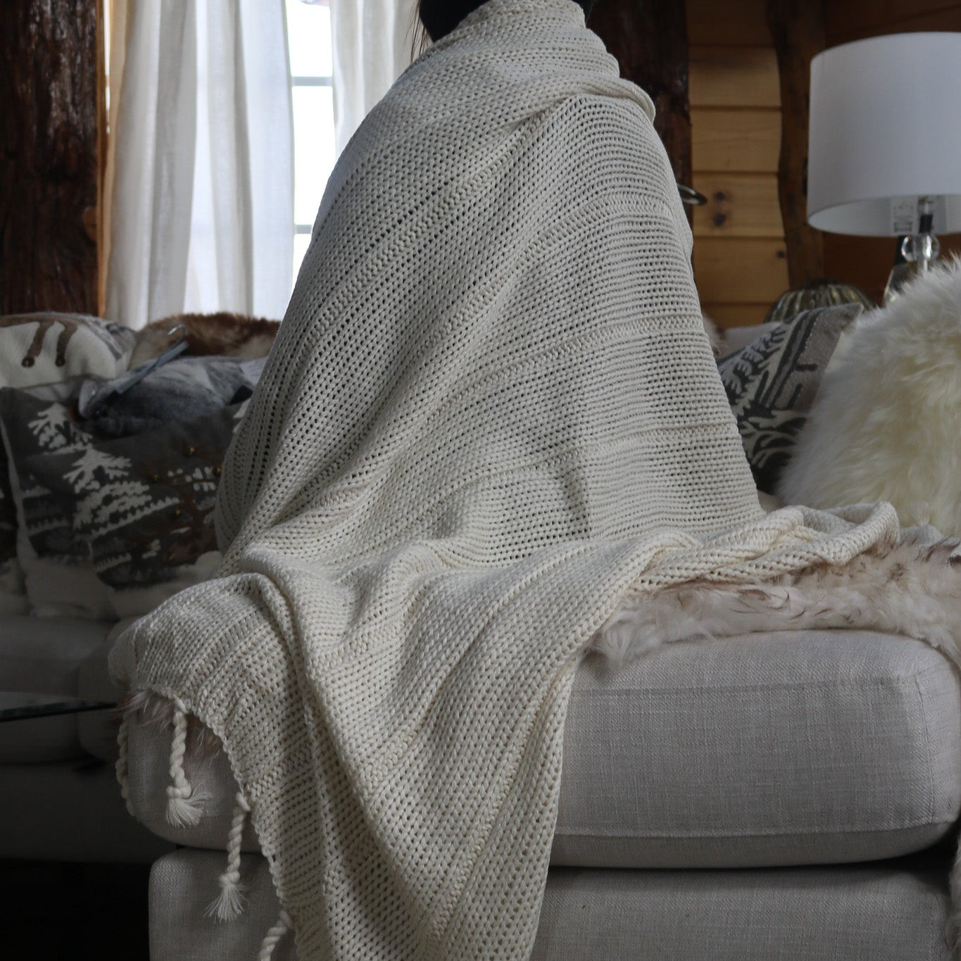 Pottery Barn Bryson White Luxuriously Knitted Soft Throw Blanket 50 x 60 Inches