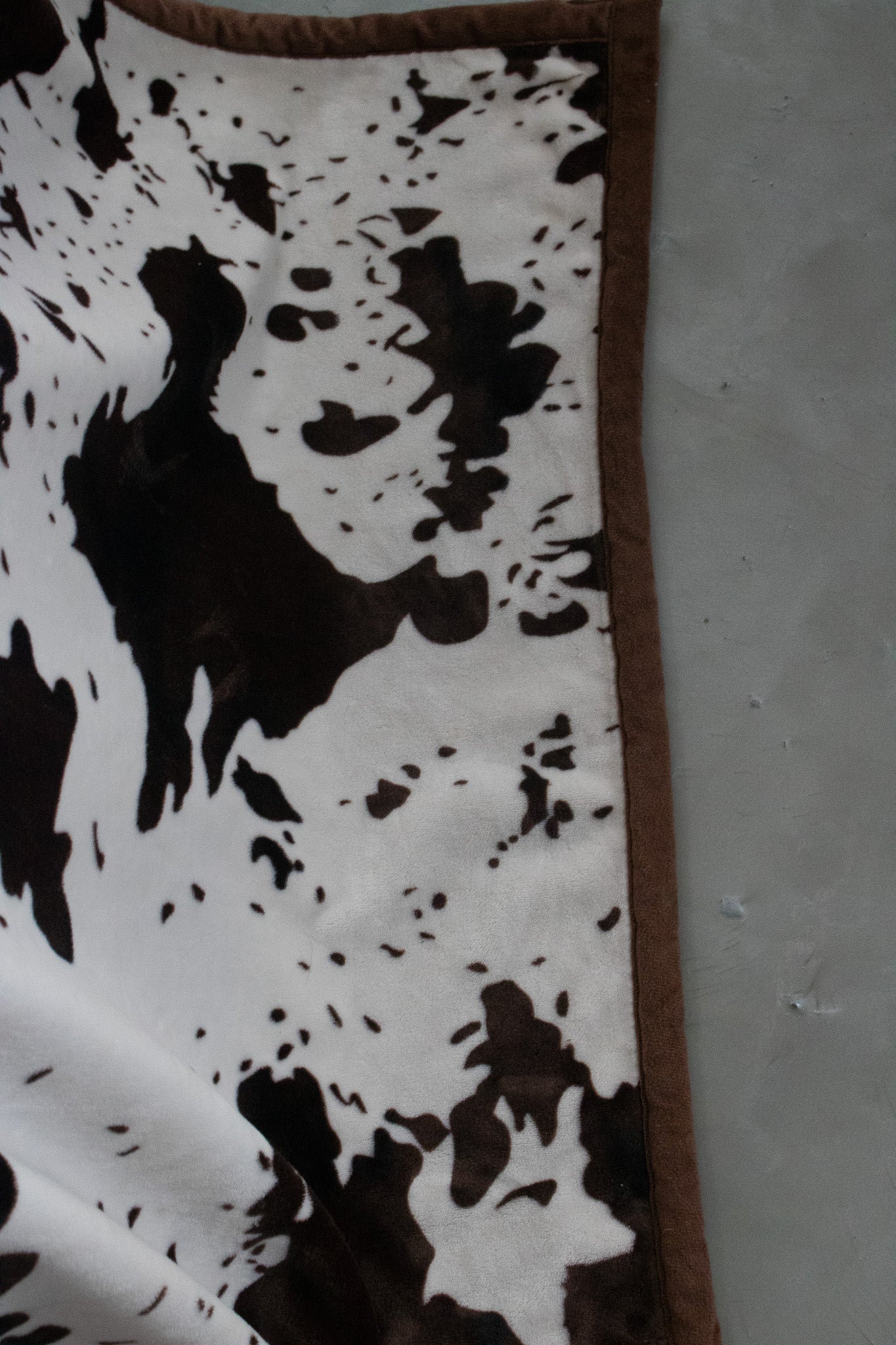 Soft Cozy Double Sided Cow Hide Style Print Flannel Fleece Blanket
