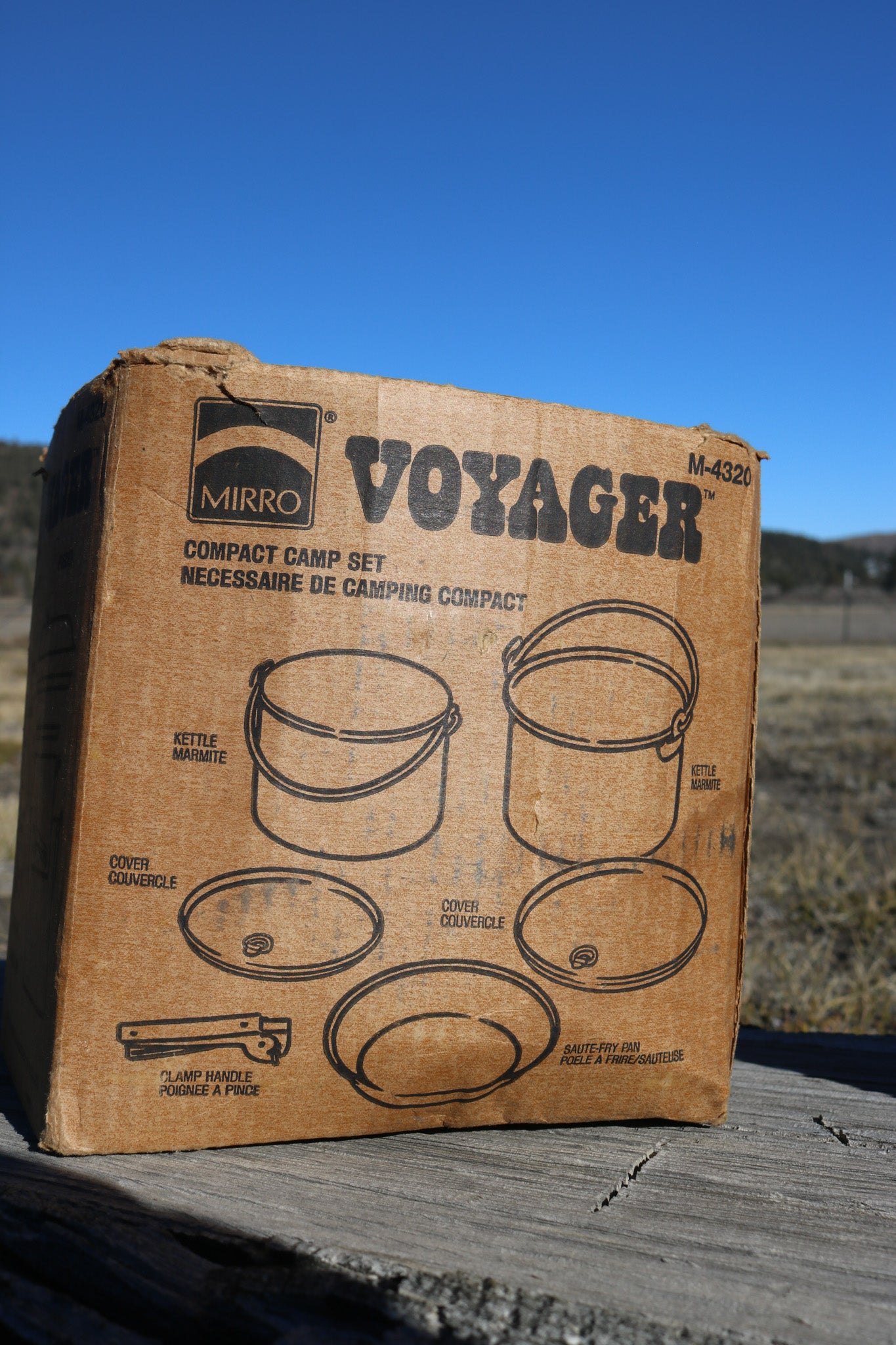 Vintage Mirro Voyager Compact Camp Set