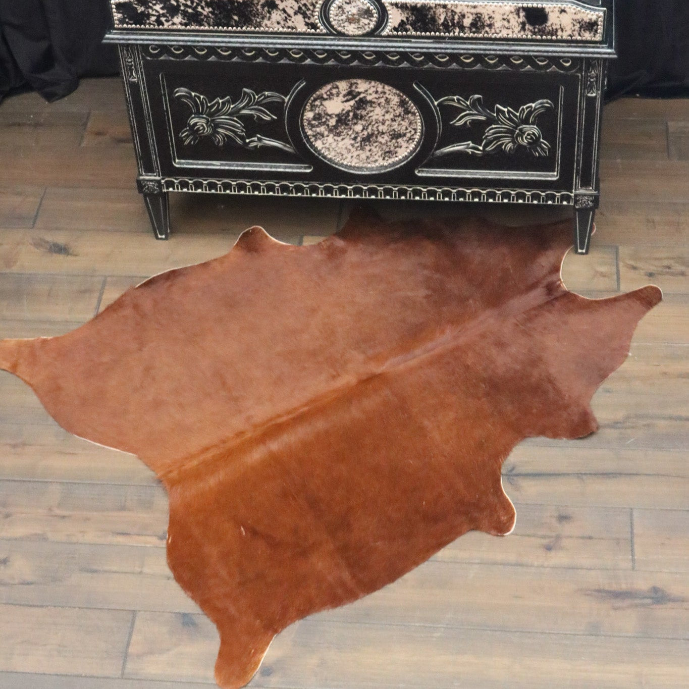 Sophisticated Rustic Brown Cowhide Handcrafted in Argentina